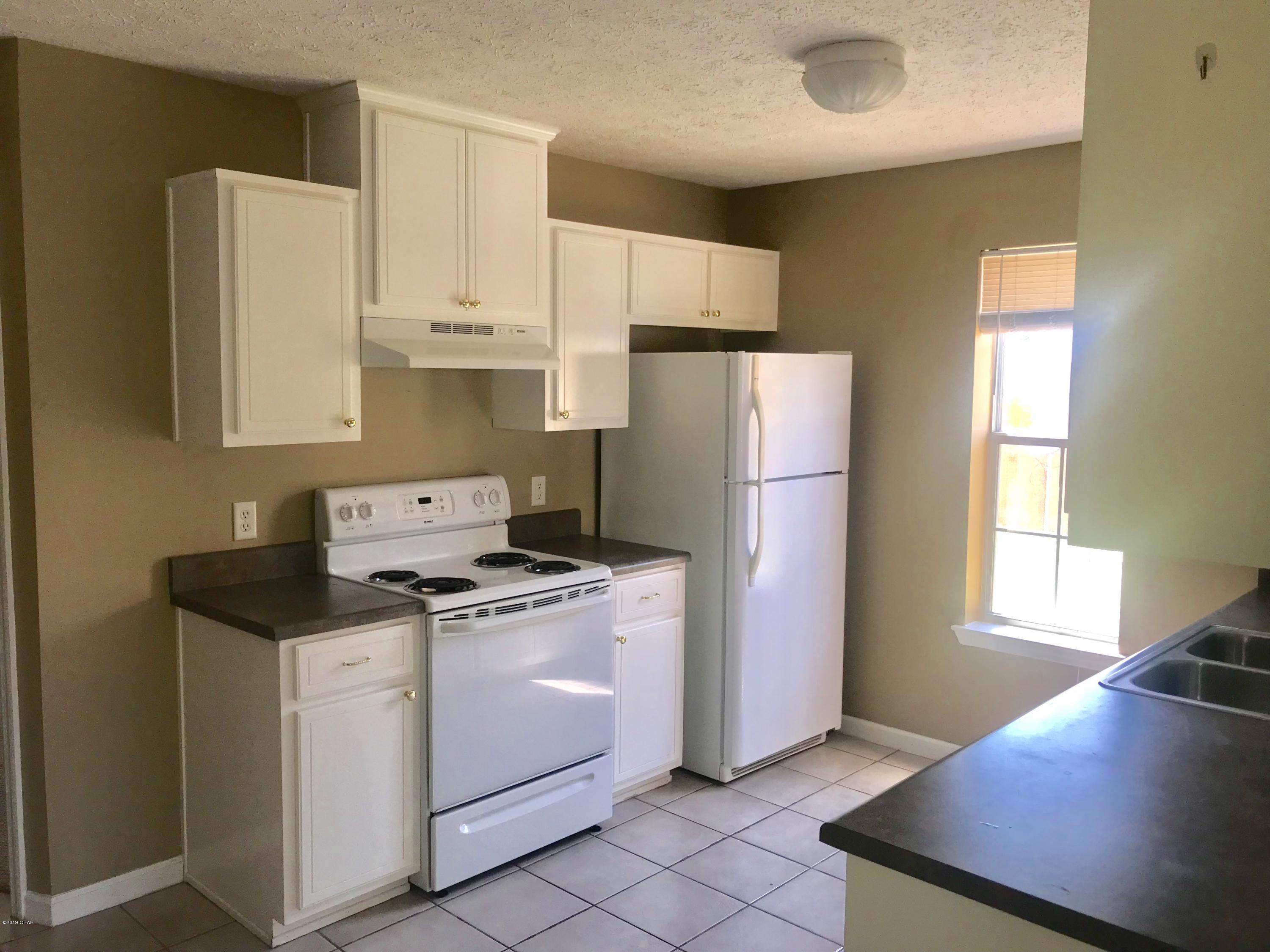 Summer Lace - Residential