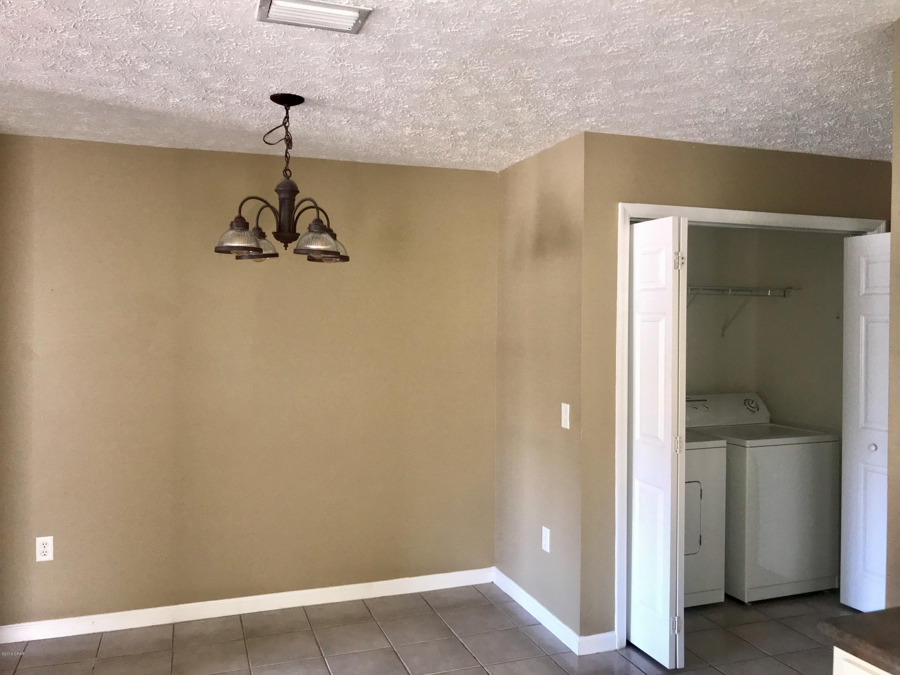 Summer Lace - Residential