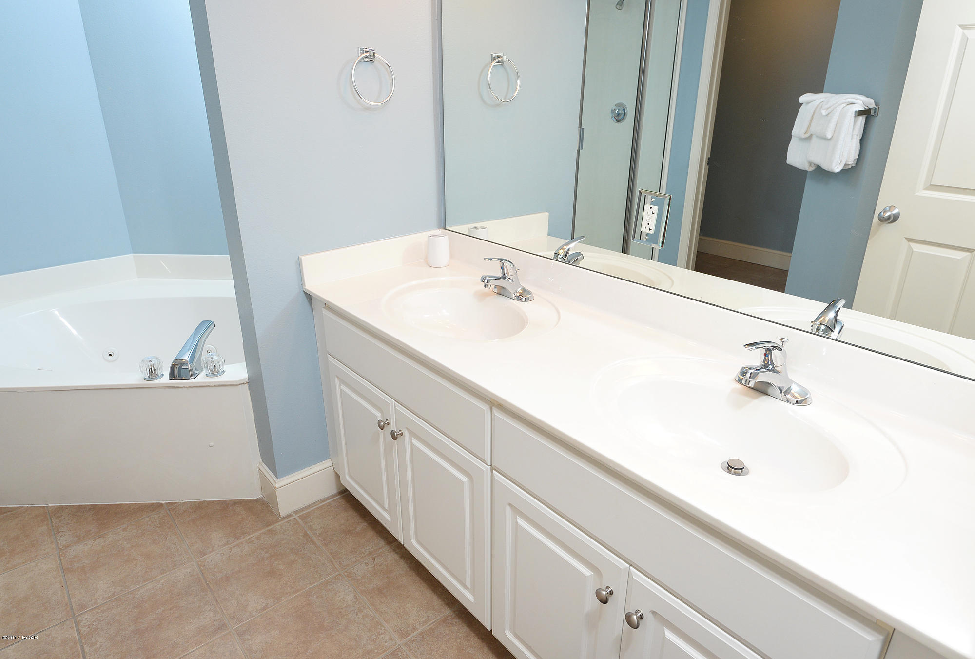 Majestic Beach Tower I - Residential