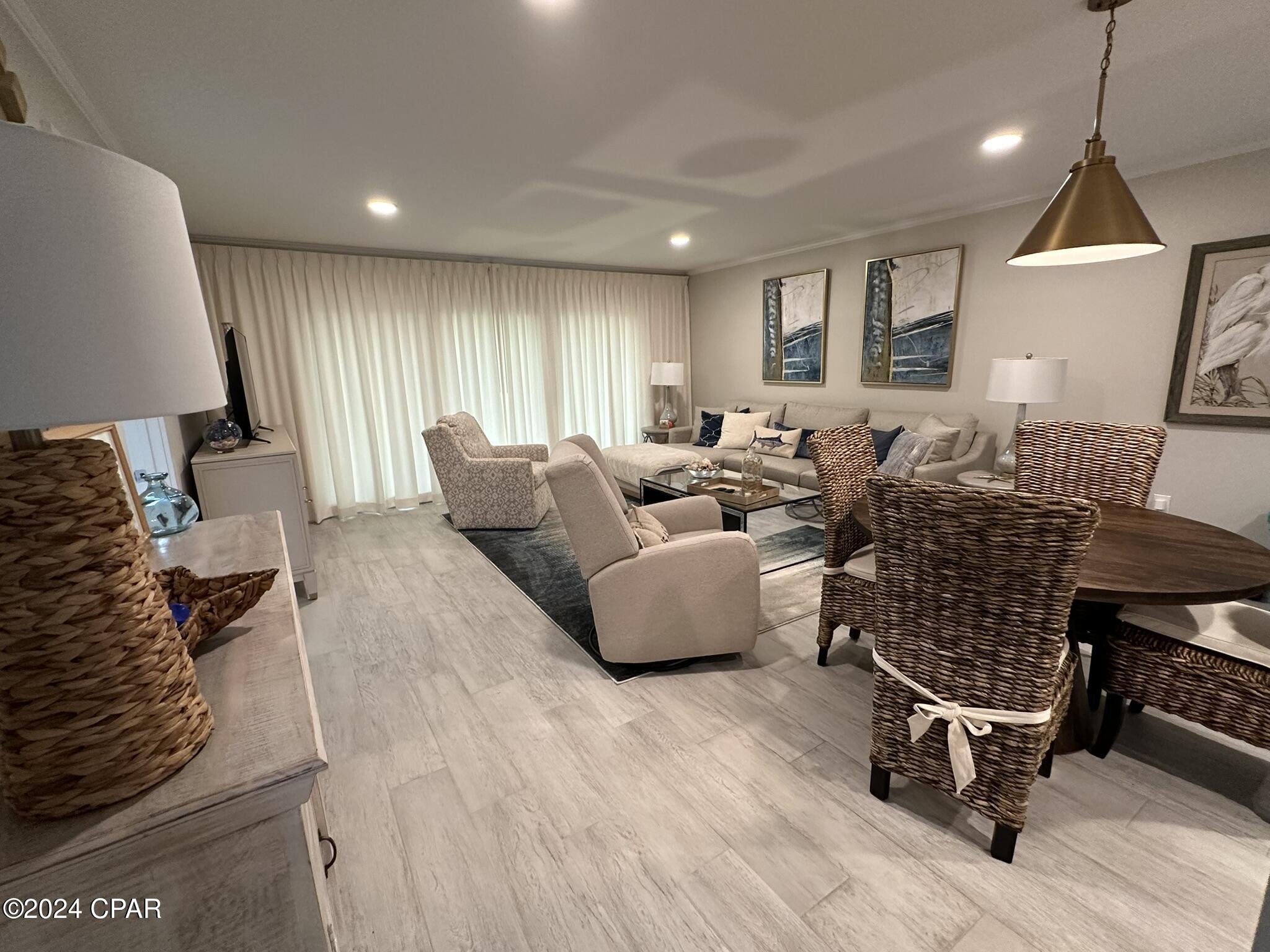 River Oaks Tennis Villas - Residential