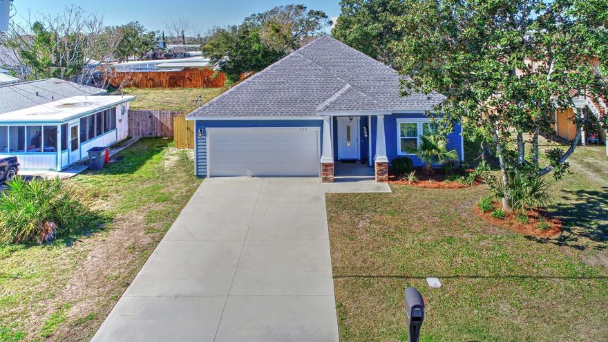 Who doesn't  know that LOCATION is important when purchasing a home? Who wouldn't like a recently built home that still feels new---with a new FENCE no less?  Who wouldn't love the look of the gorgeous ''wood-look'' tile flooring, the great looking hard surface counter-tops, the handsome looking MASTER shower, the awesome (open yet split) floor plan, the beautiful TRAY ceilings, bull nose corners, double garage, stainless appliances, soft close cabinets, and beautiful colors? You will be close to the beach---close to PIER PARK---close to great restaurants, and more importantly living in a BEAUTIFUL home---sure to make you and your family proud-