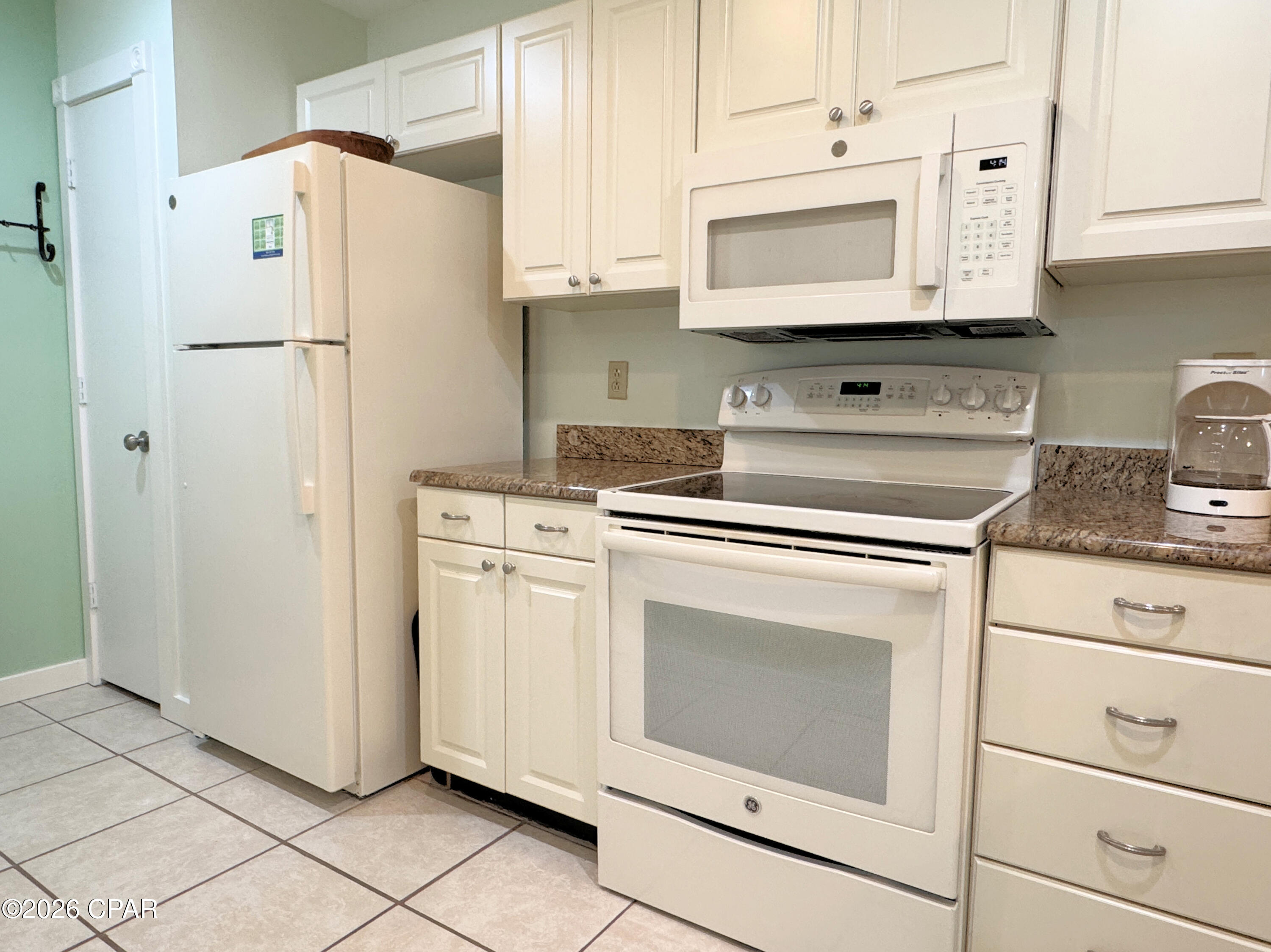 River Oaks Tennis Villas - Residential