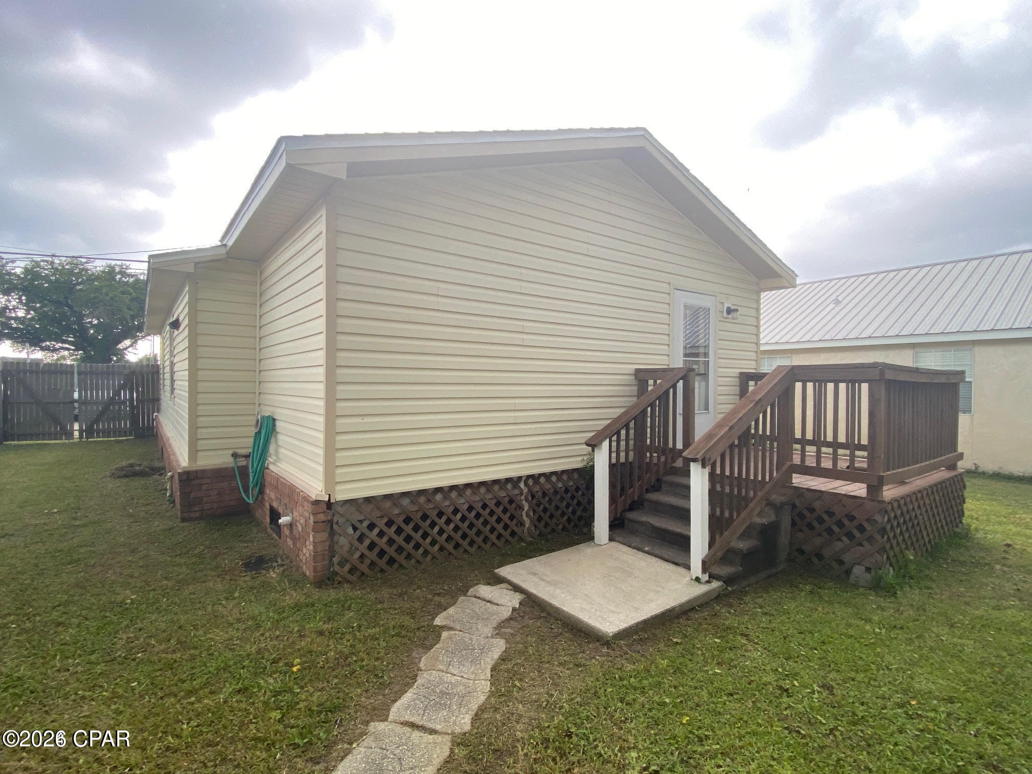 [No Recorded Subdiv] - Residential Lease