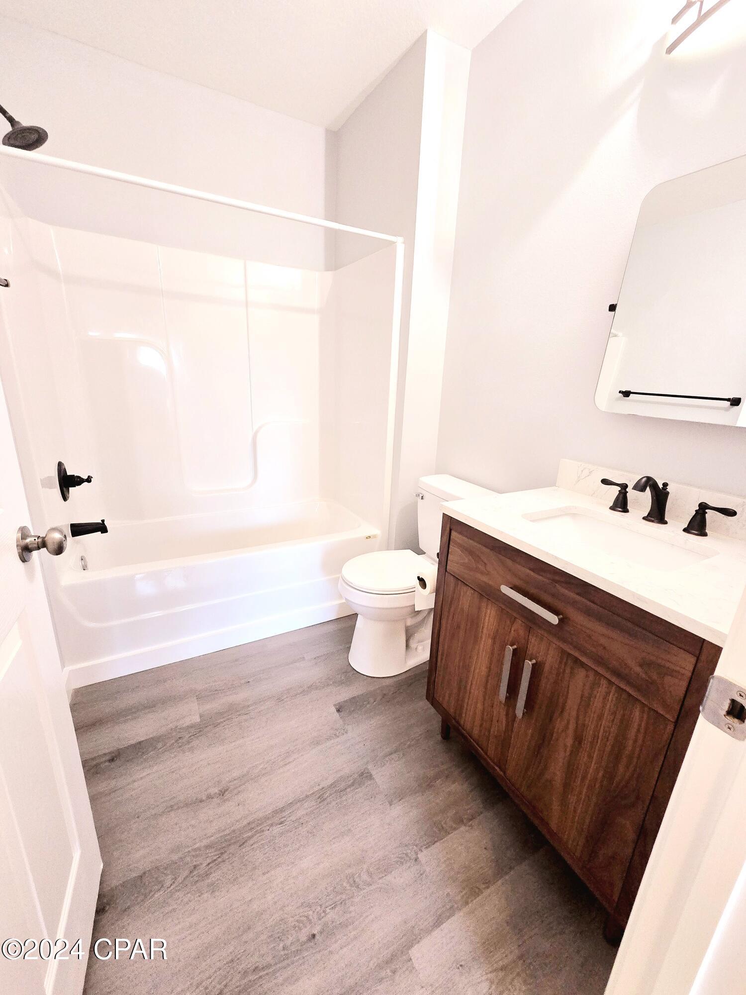 [No Recorded Subdiv] - Residential Lease