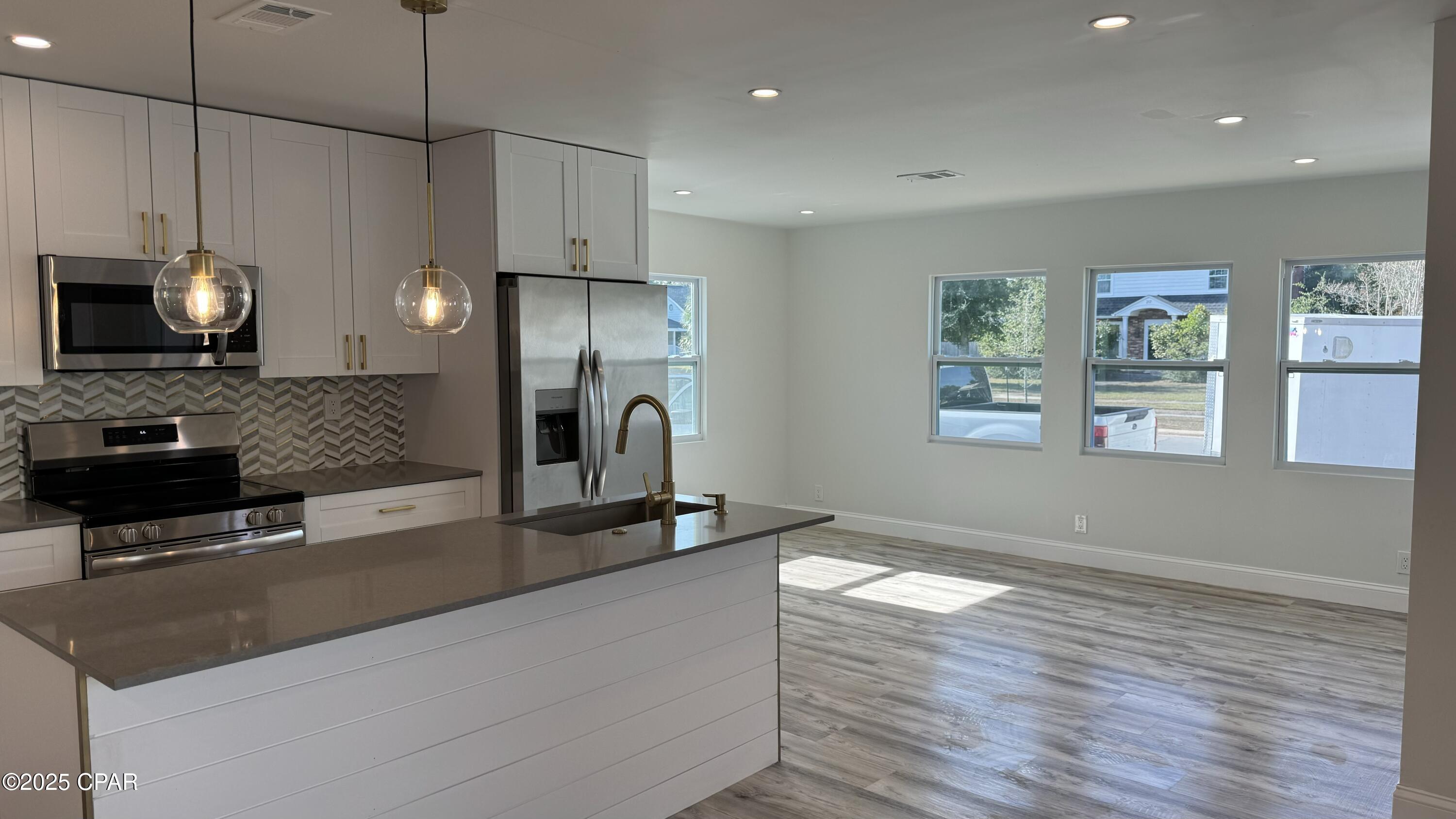 [No Recorded Subdiv] - Residential Lease