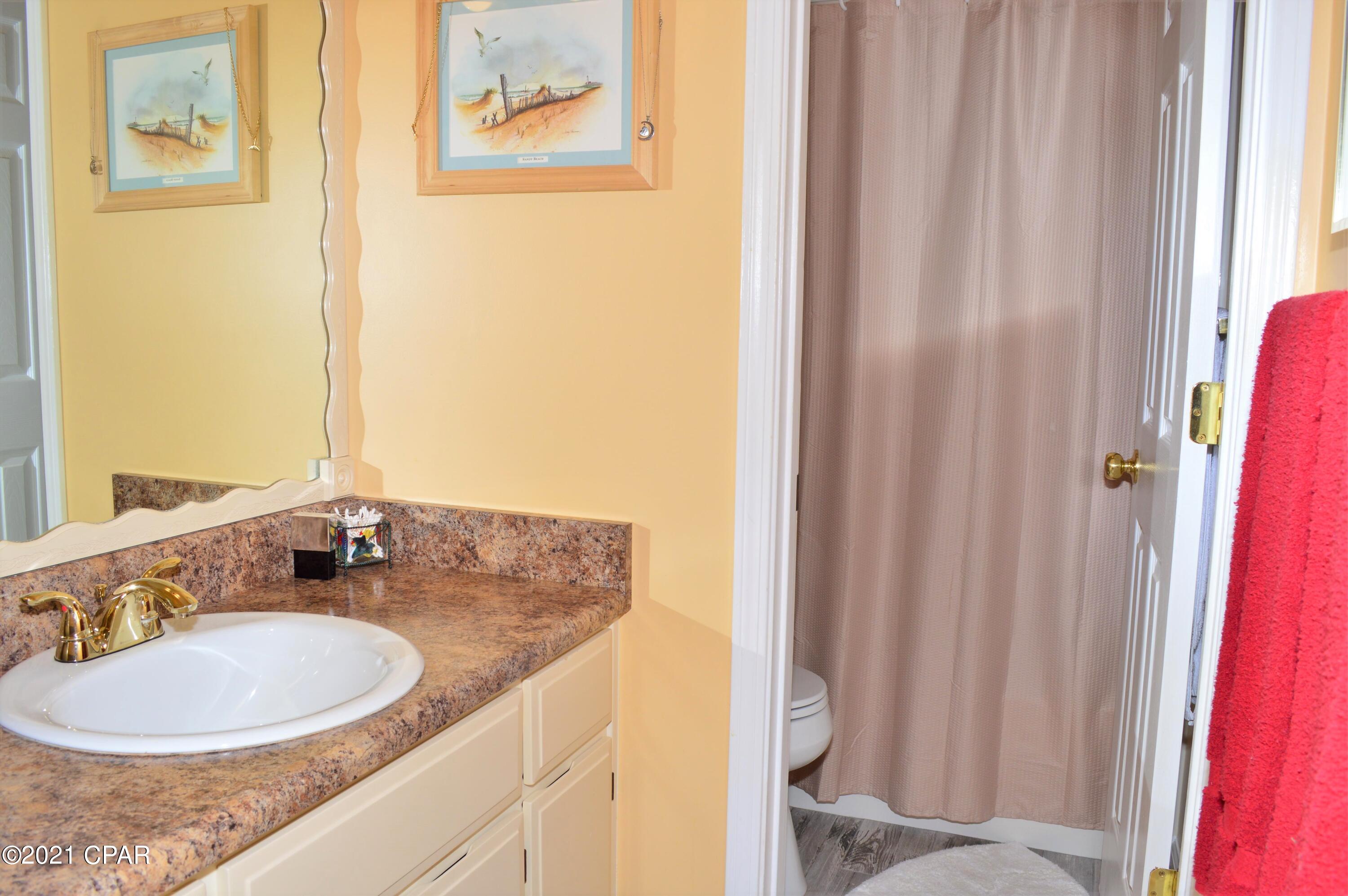 Hutchison's 2nd To Bahama Bch - Residential