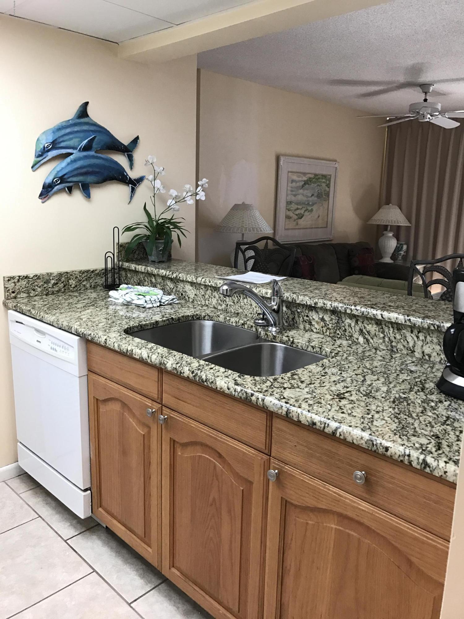 Long Beach Towers III - Residential