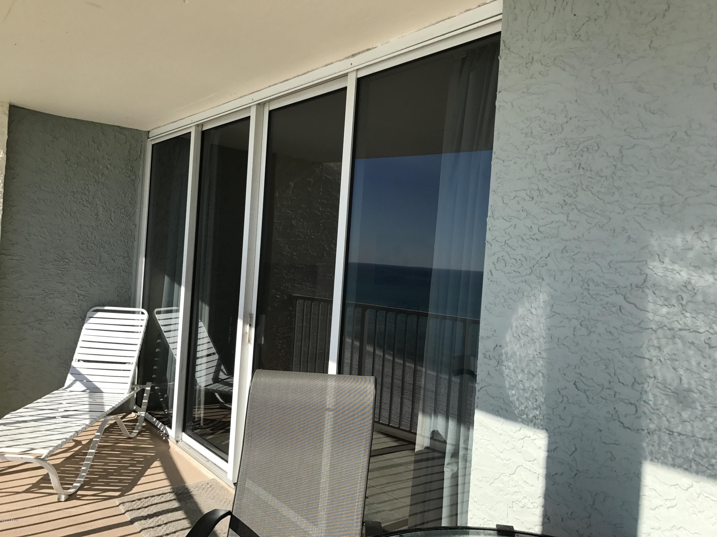 Long Beach Towers III - Residential