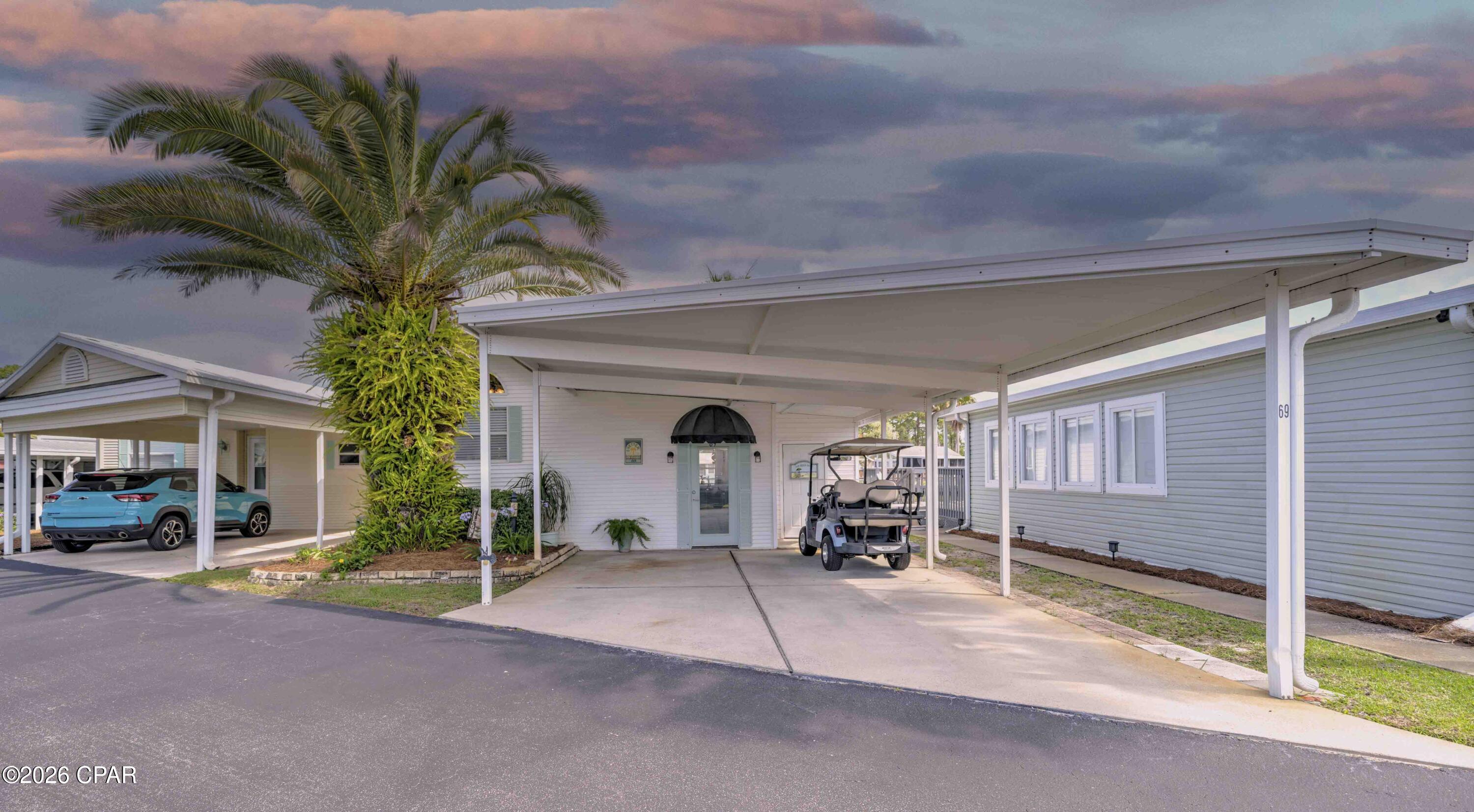 Emerald Pointe Resort - Residential