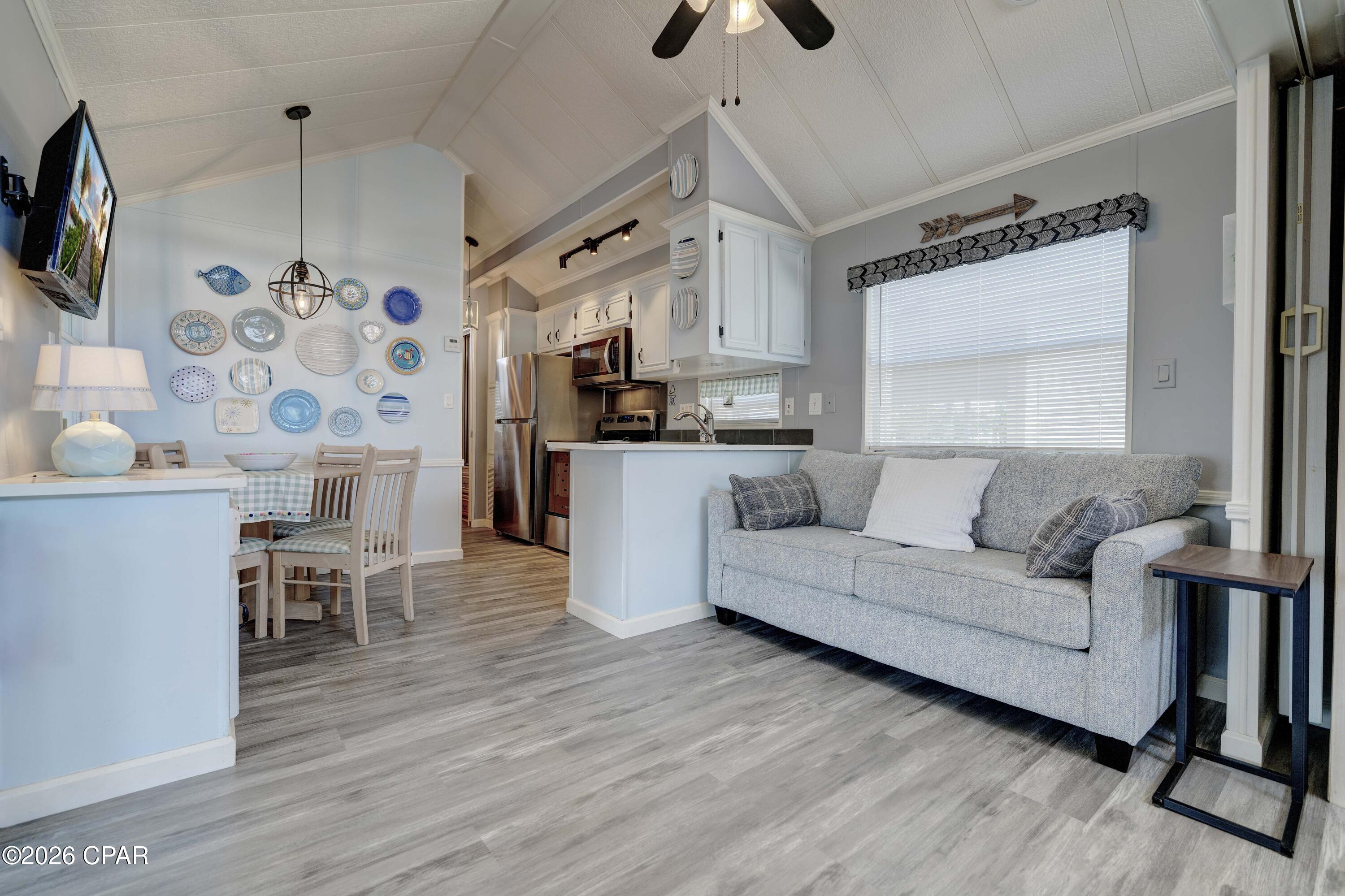 Emerald Pointe Resort - Residential