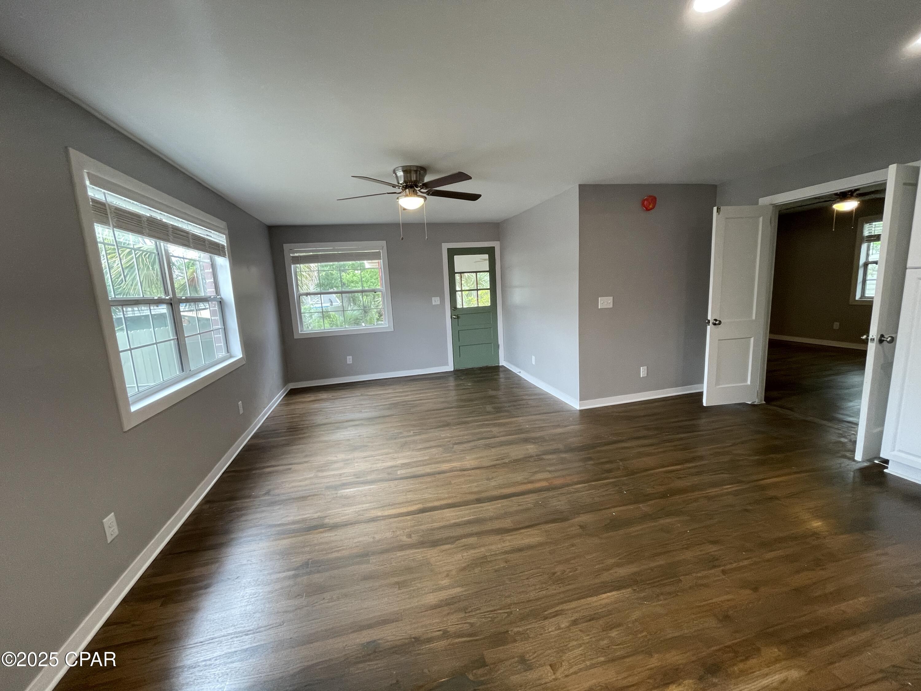 [No Recorded Subdiv] - Residential Lease