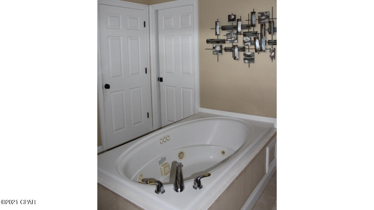 White Oaks - Residential