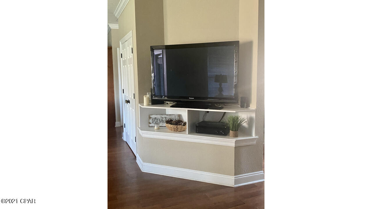White Oaks - Residential