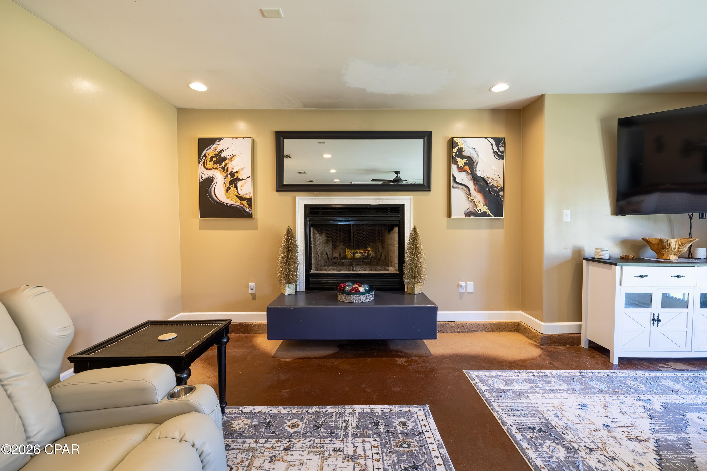 North Bay Estates Unit One - Residential