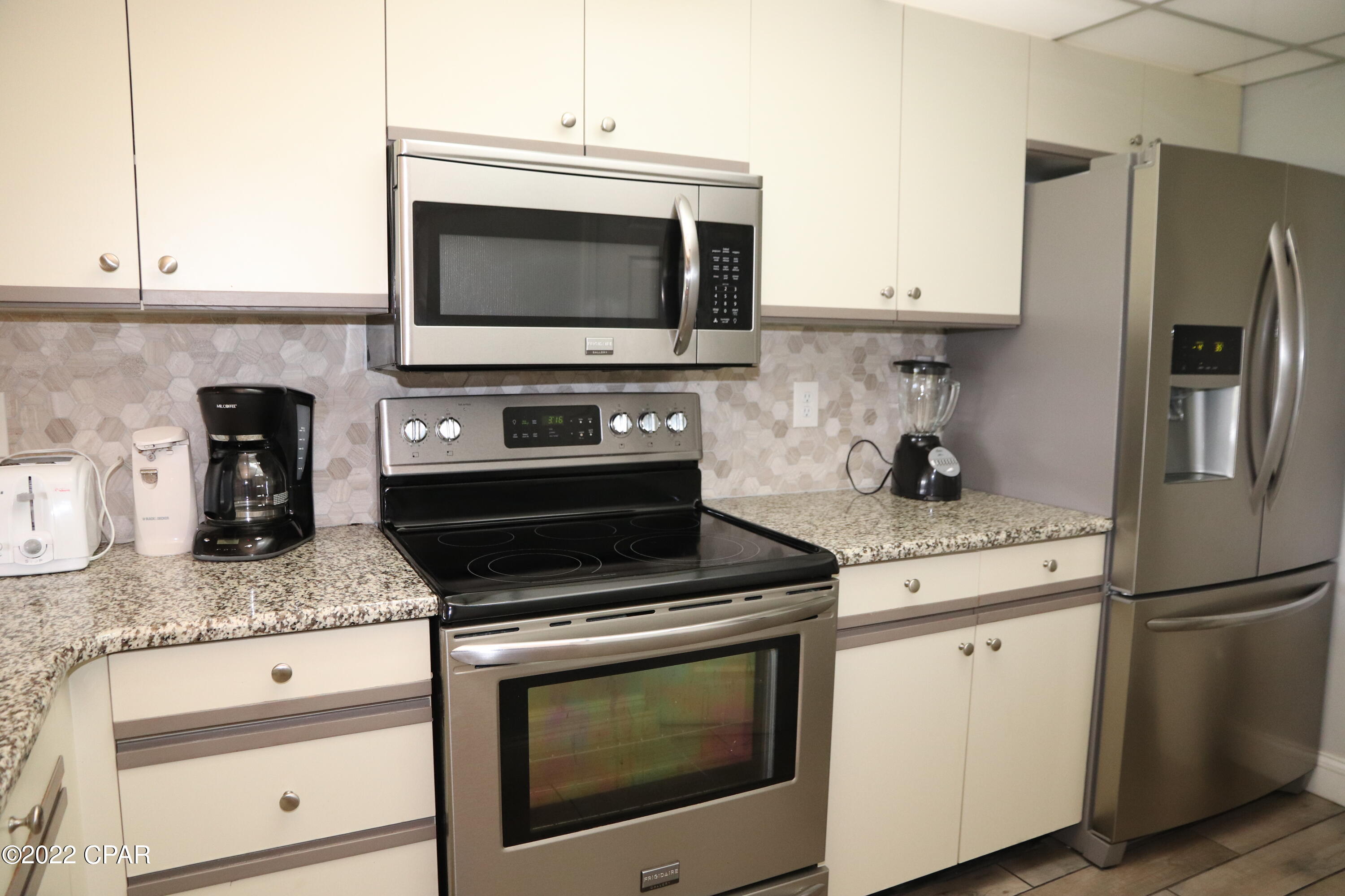 River Oaks Tennis Villas - Residential