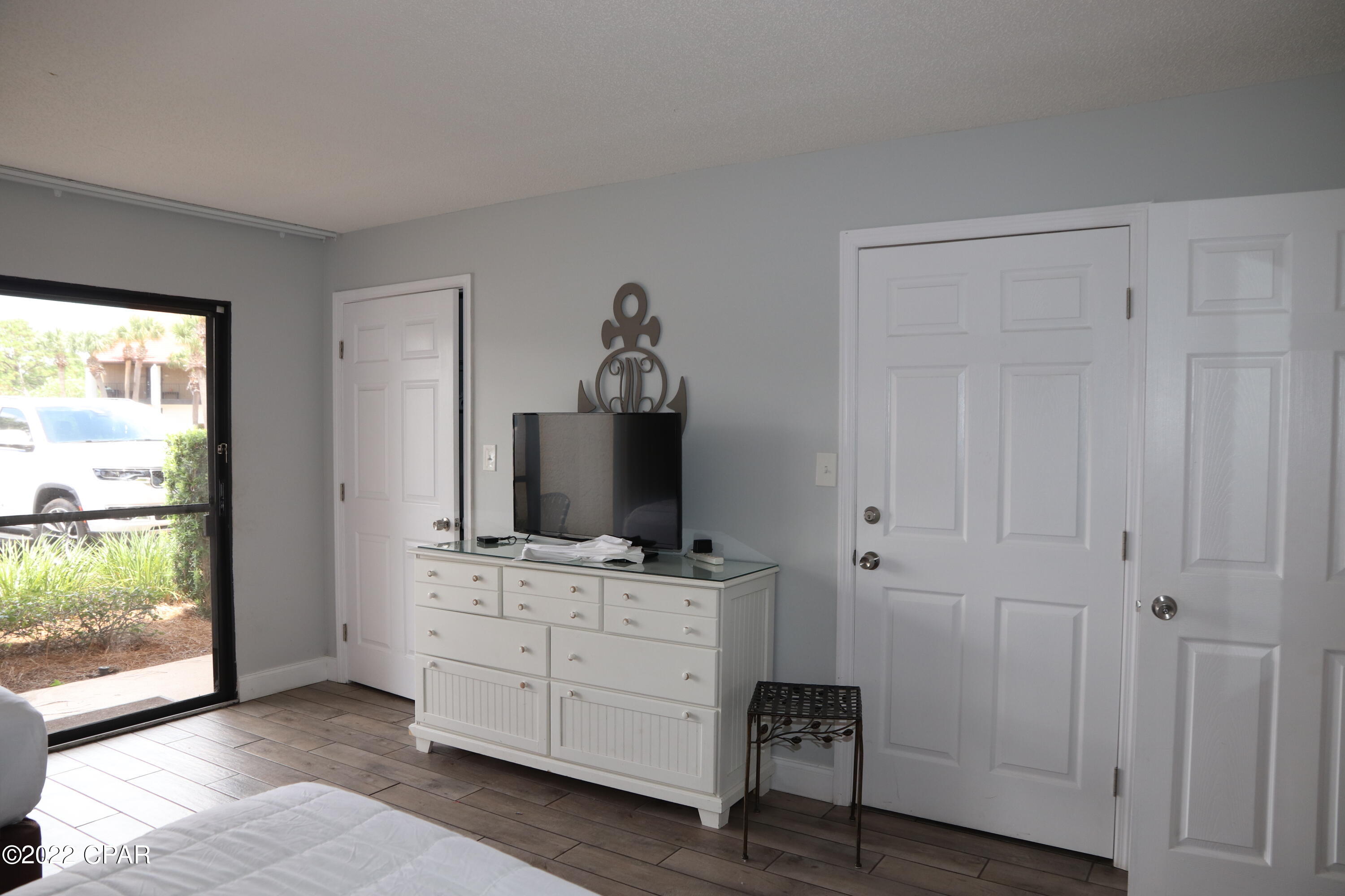 River Oaks Tennis Villas - Residential