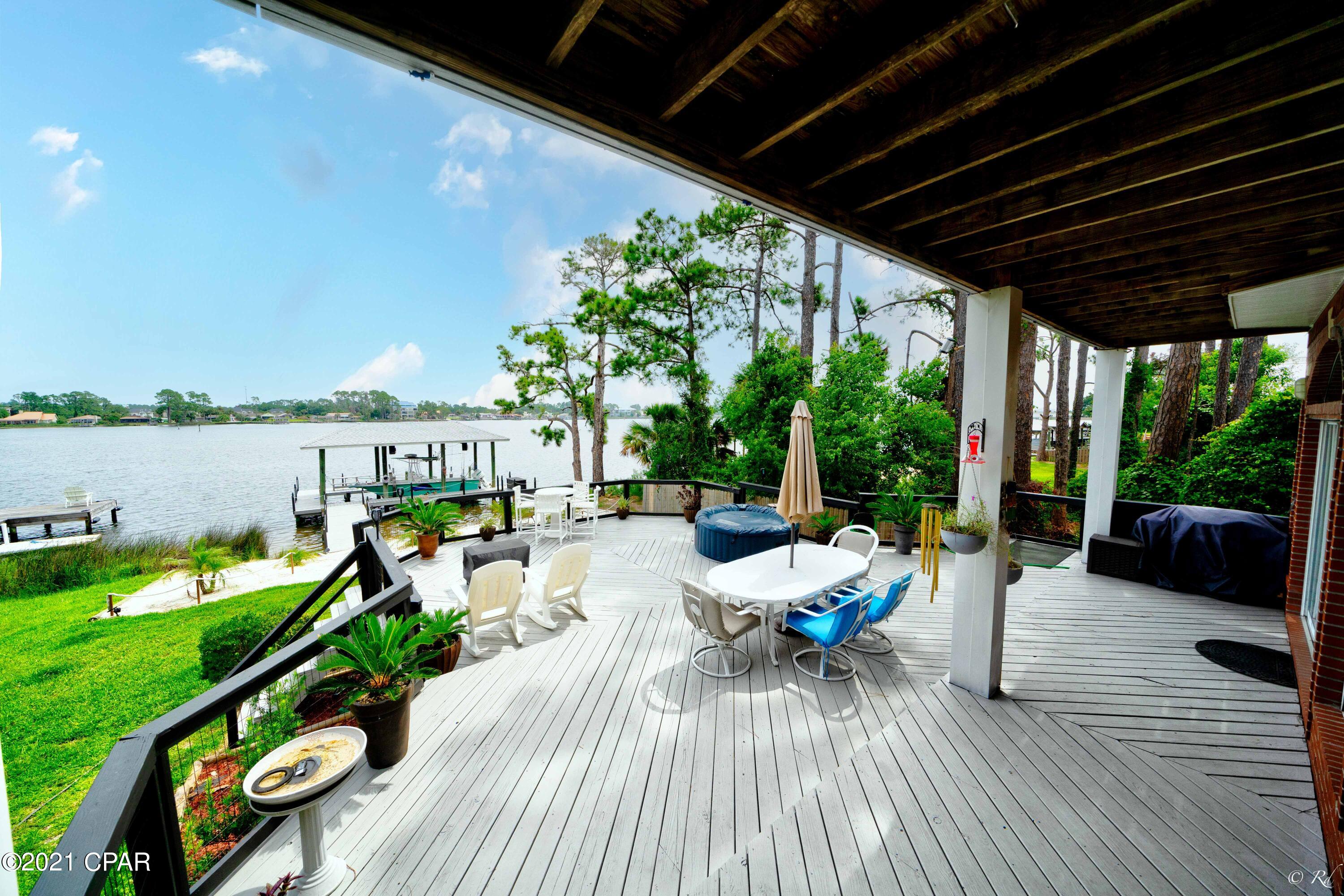 Biltmore Beach 1st Add - Residential