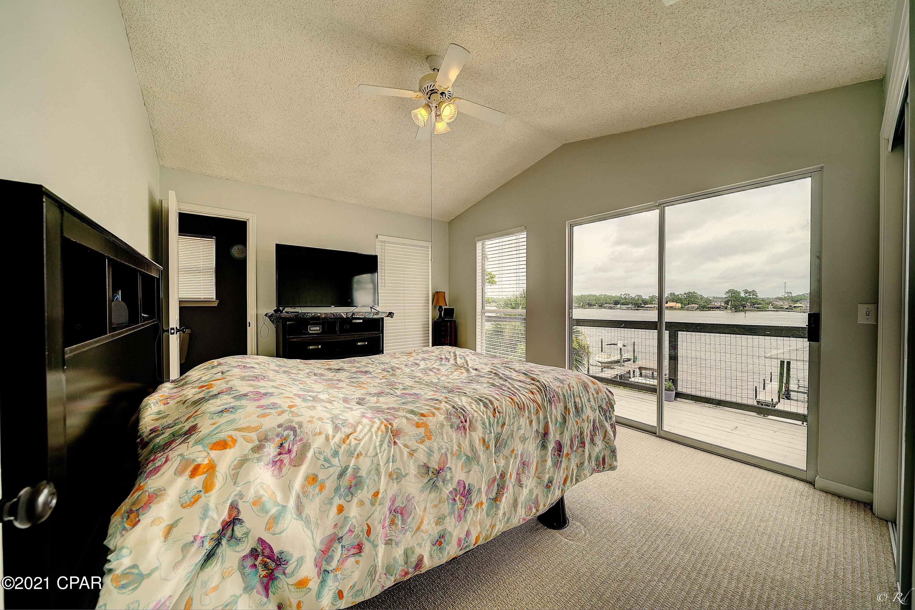 Biltmore Beach 1st Add - Residential