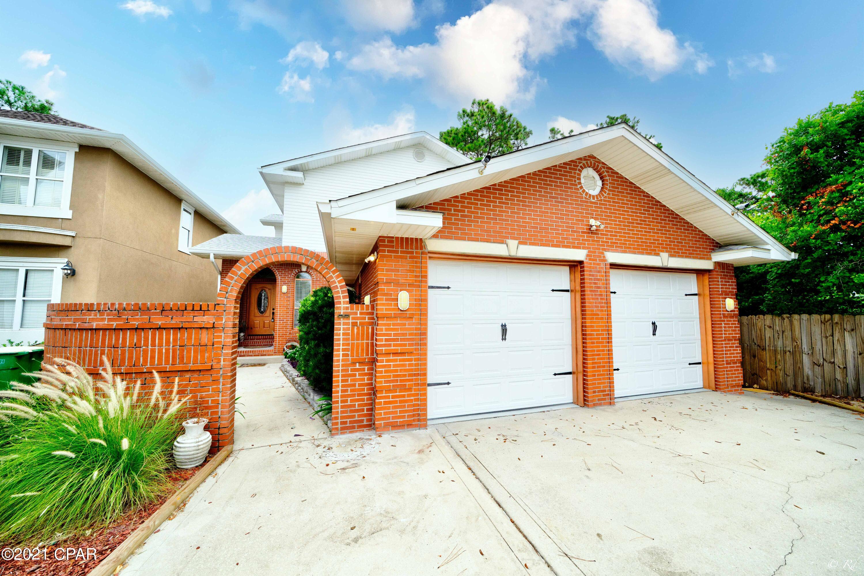 Biltmore Beach 1st Add - Residential