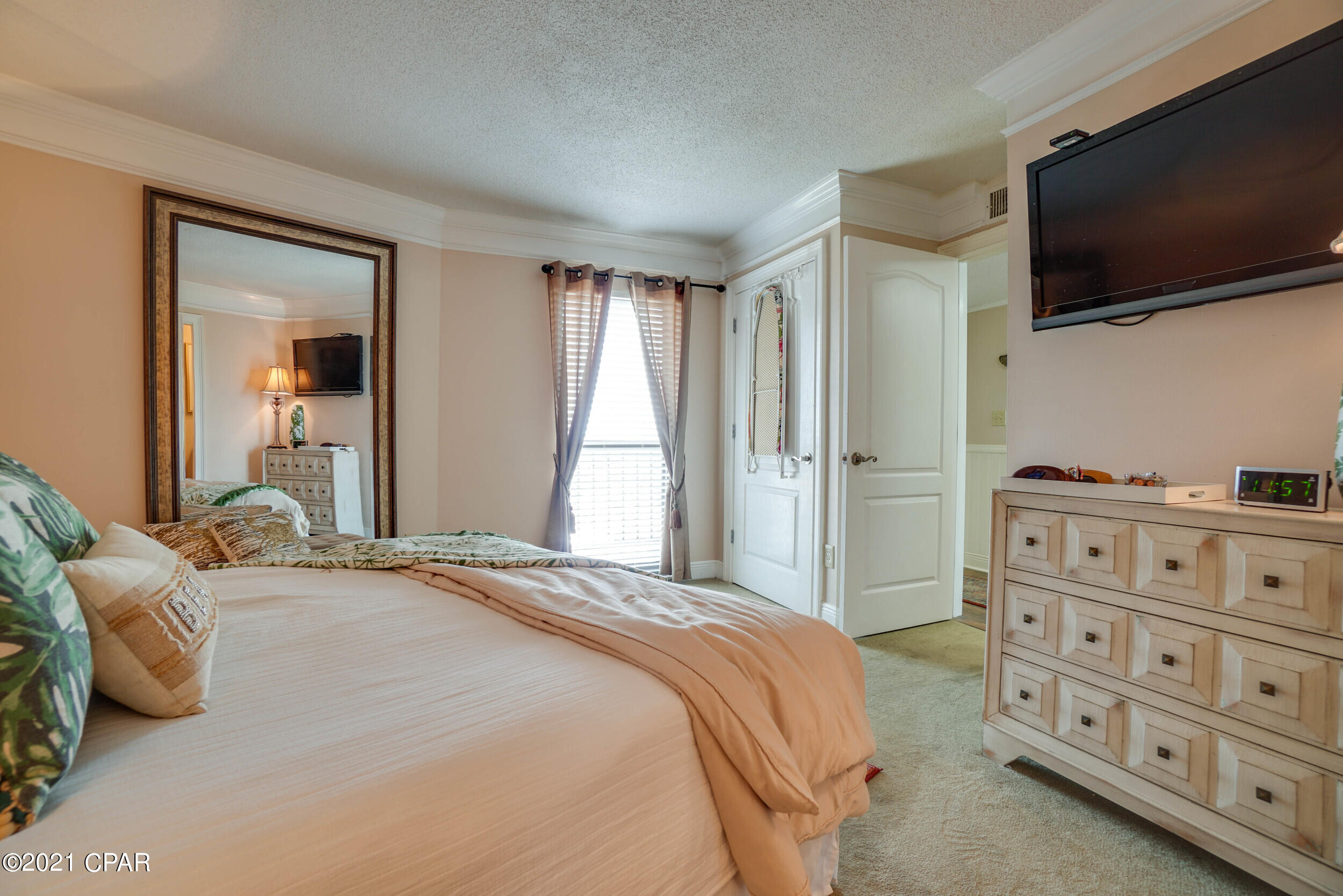 Edgewater Tower I - Residential