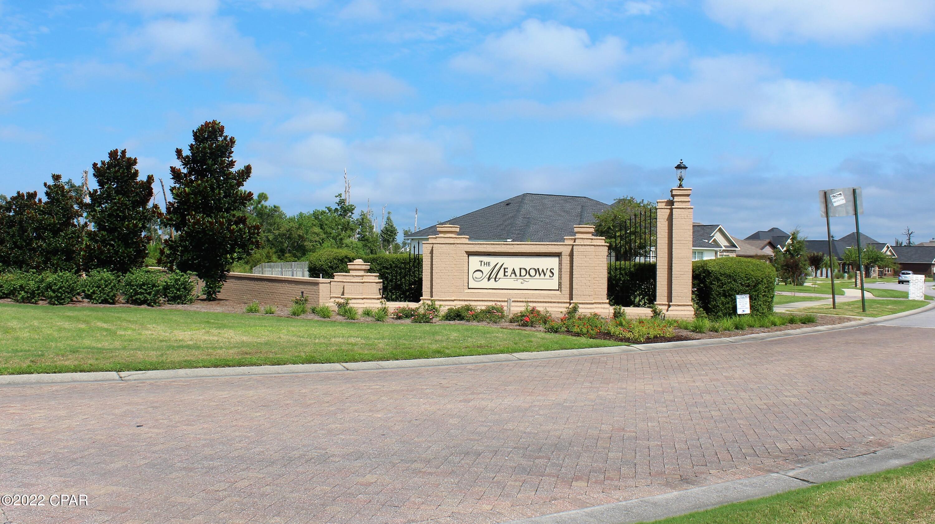 The Meadows & The Pointe - Land