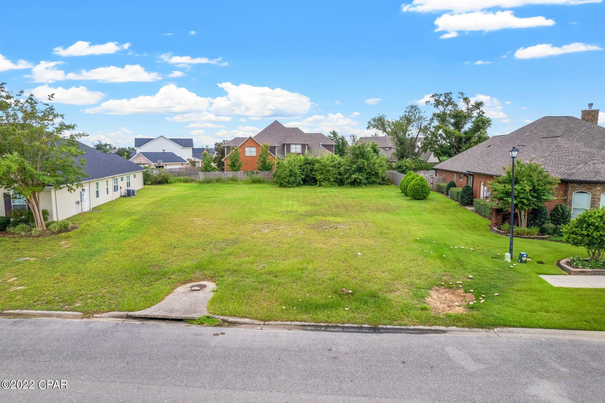 The Meadows & The Pointe - Land