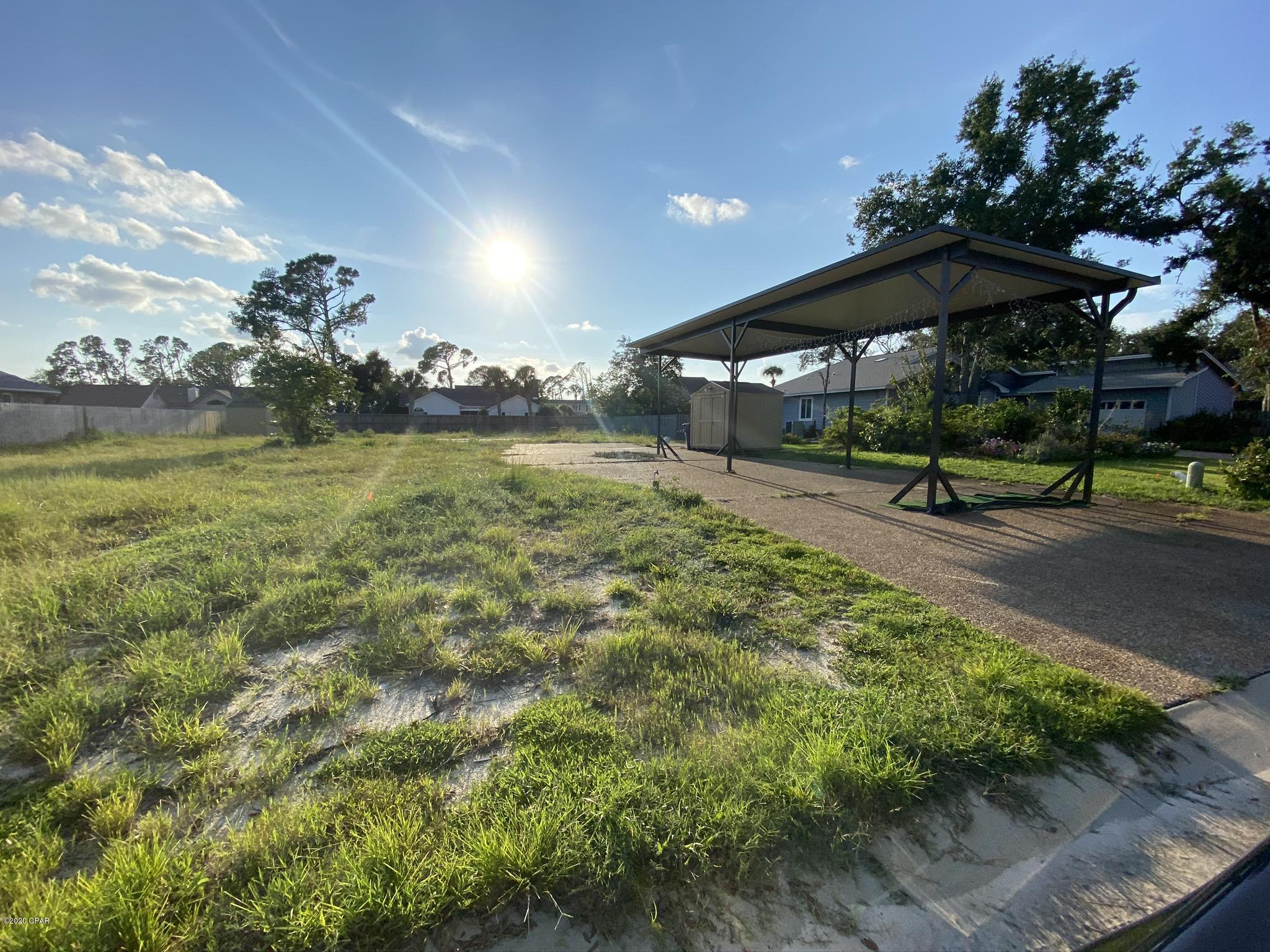 Kings Point - Land