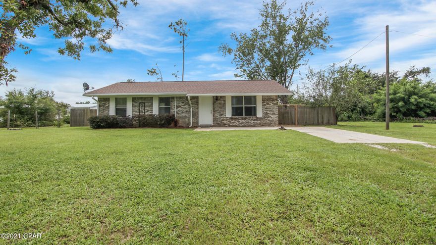 'CURRENTLY UNDER CONTRACT, SELLER ACCEPTING BACKUP OFFERS' This all brick home sits on 1 acre and is ready for a new owner to give it their own touch. Home has new roof, new A/C unit, New well pump & Bladder. Needs flooring and kitchen. Home has inground pool but owner never had it cleaned after Hurricane Michael so could be something minor but they are not sure.  This home is definitely worth looking at.