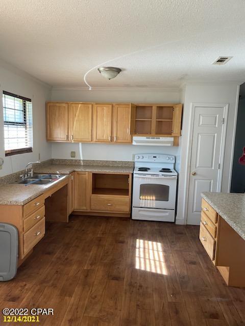 Cook Estates - Residential