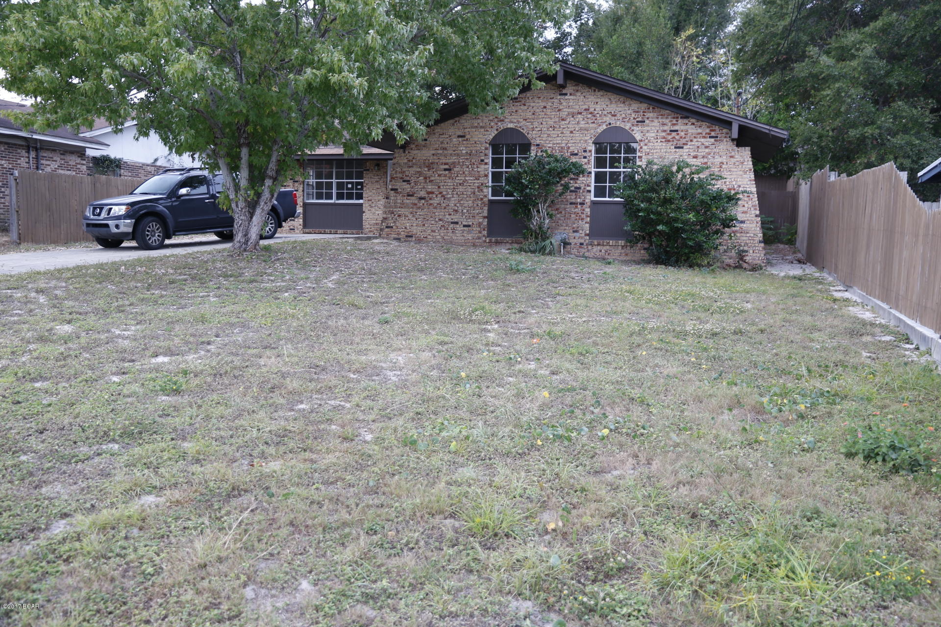 Diamond Head-Lakeside - Residential Lease