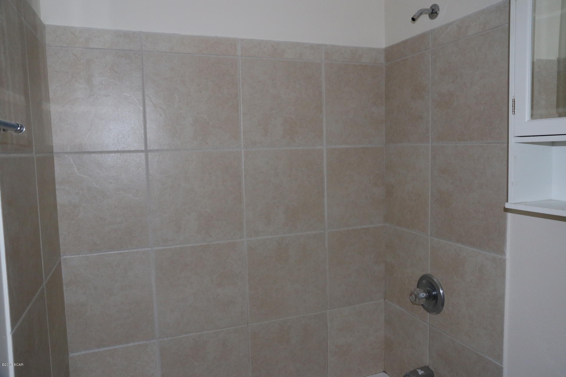 Diamond Head-Lakeside - Residential Lease