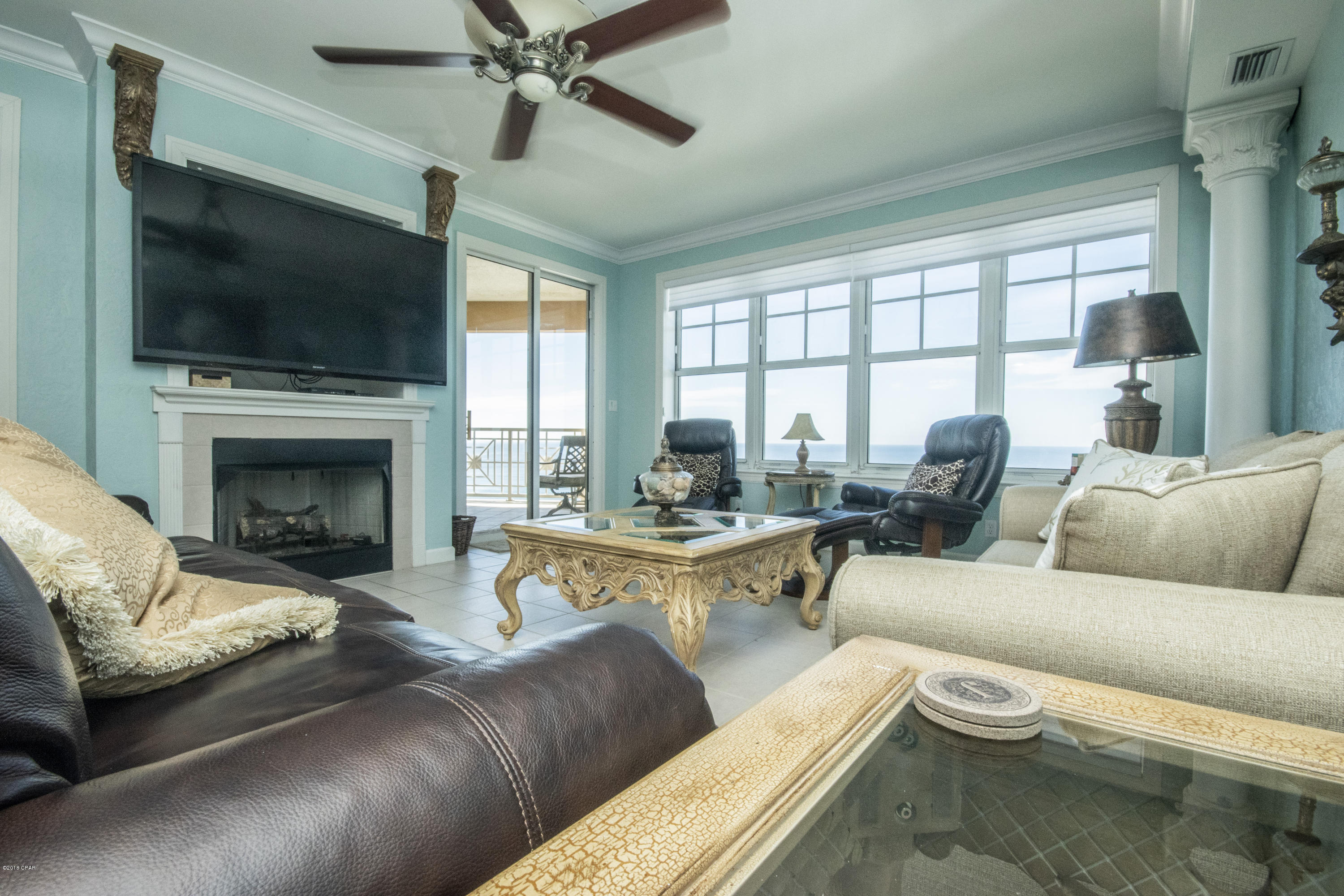 En Soleil Condo - Residential