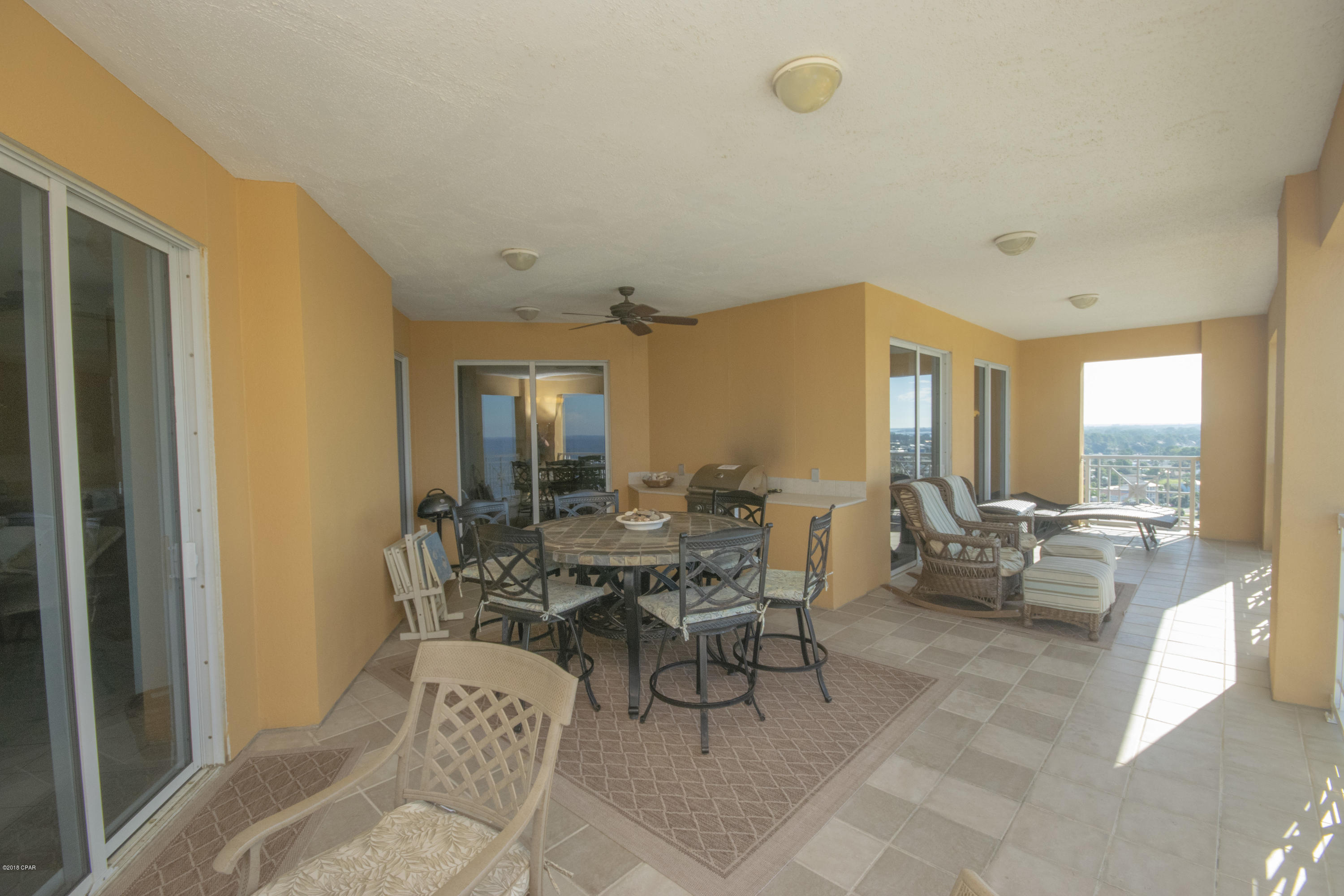 En Soleil Condo - Residential