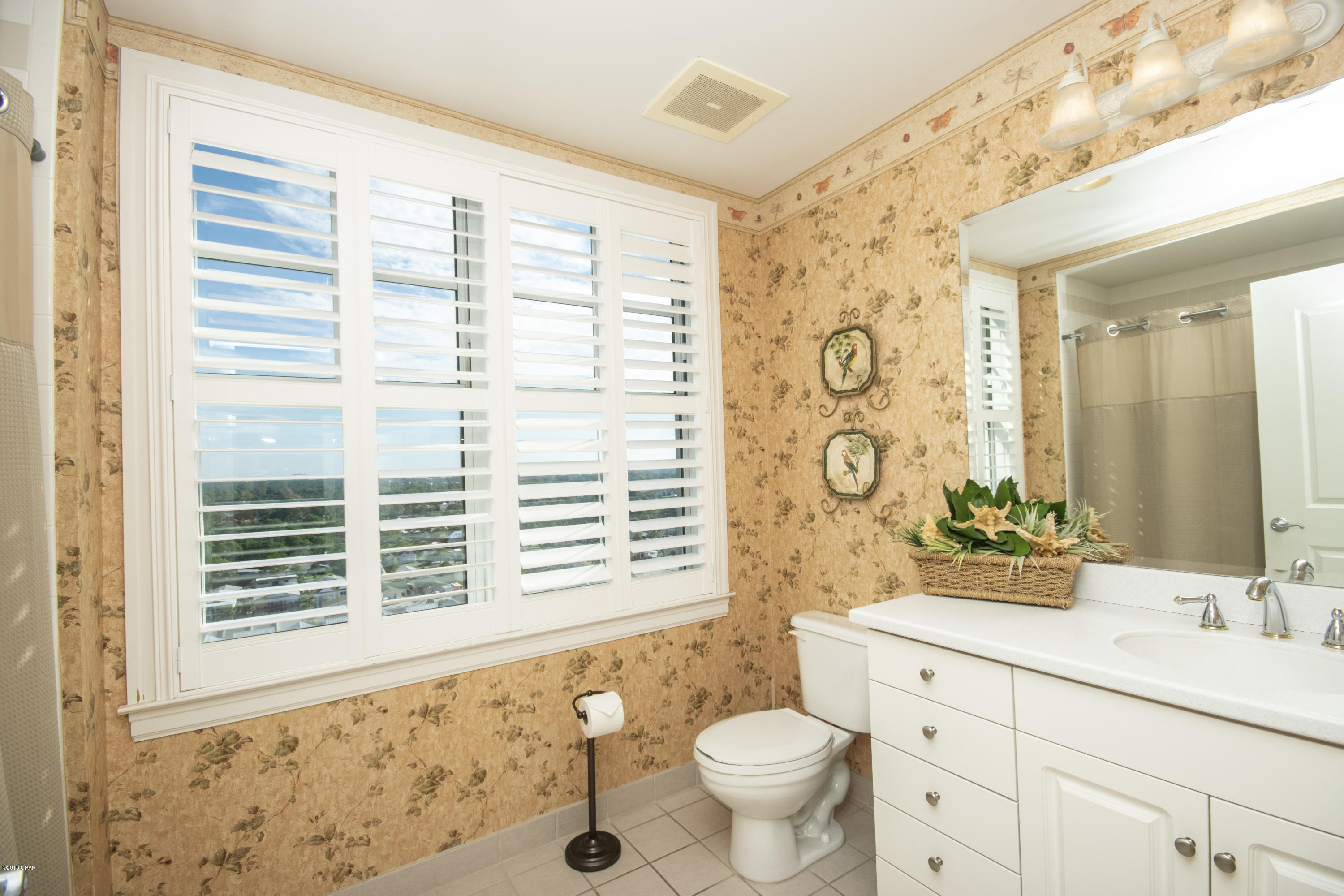 En Soleil Condo - Residential