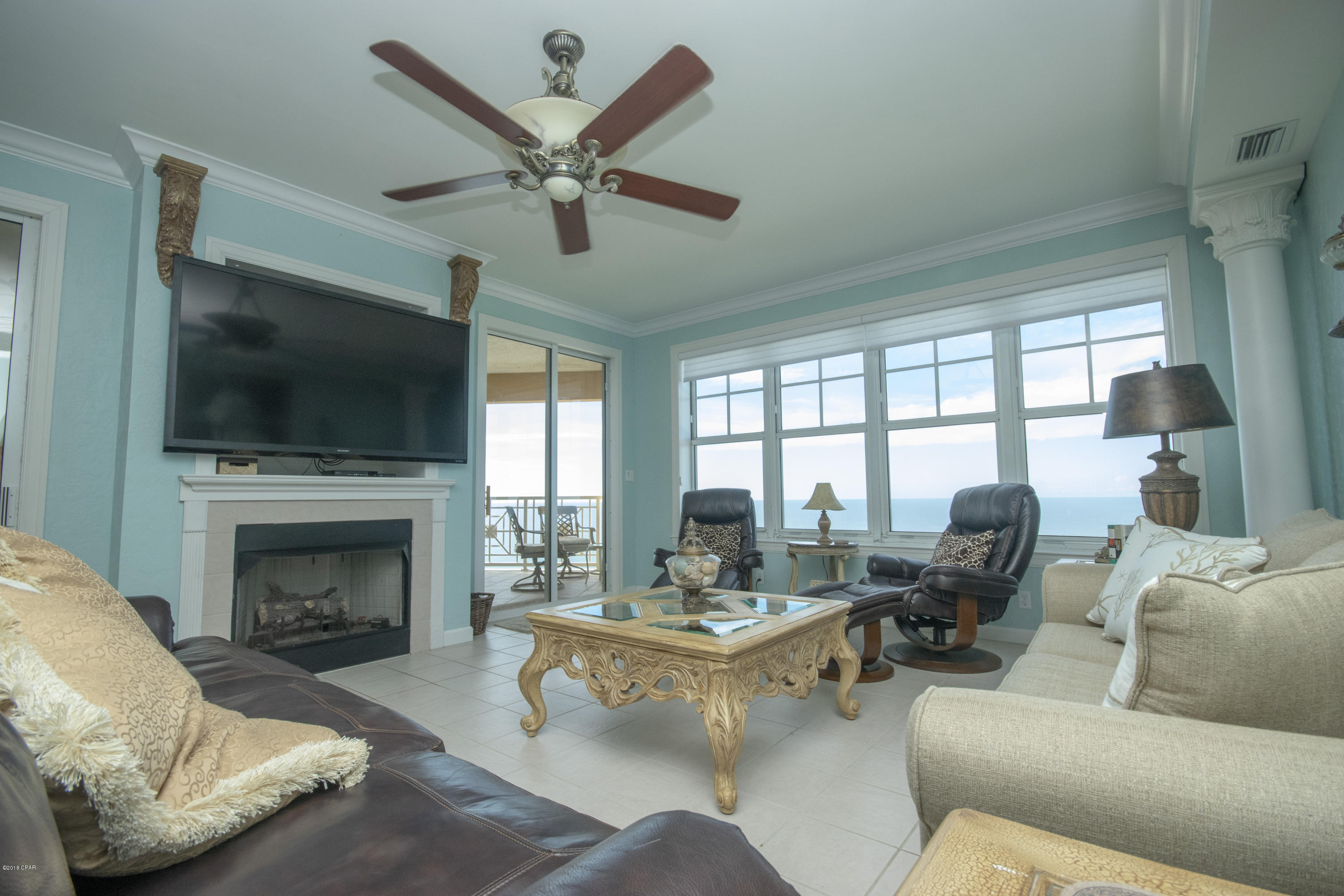 En Soleil Condo - Residential