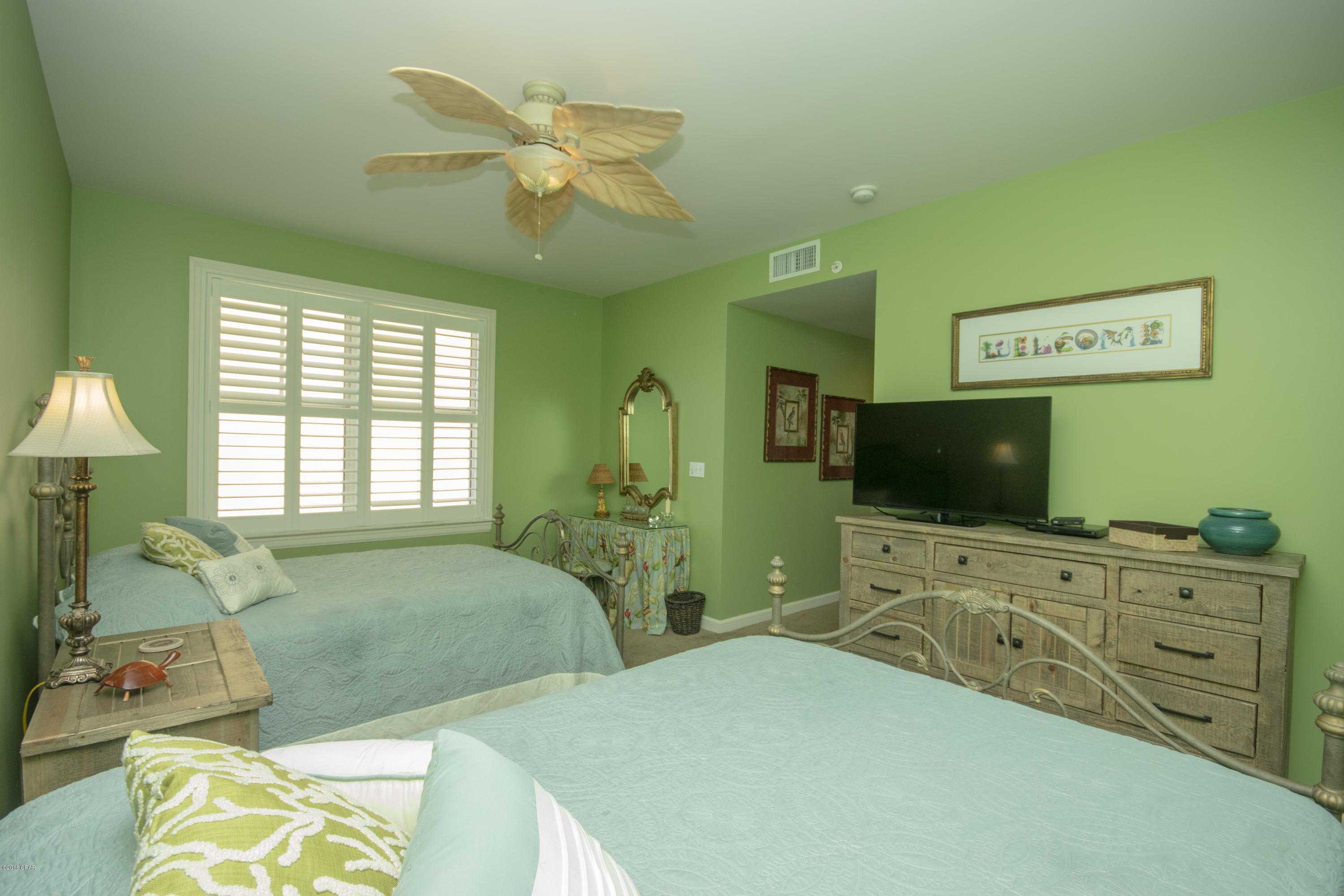 En Soleil Condo - Residential