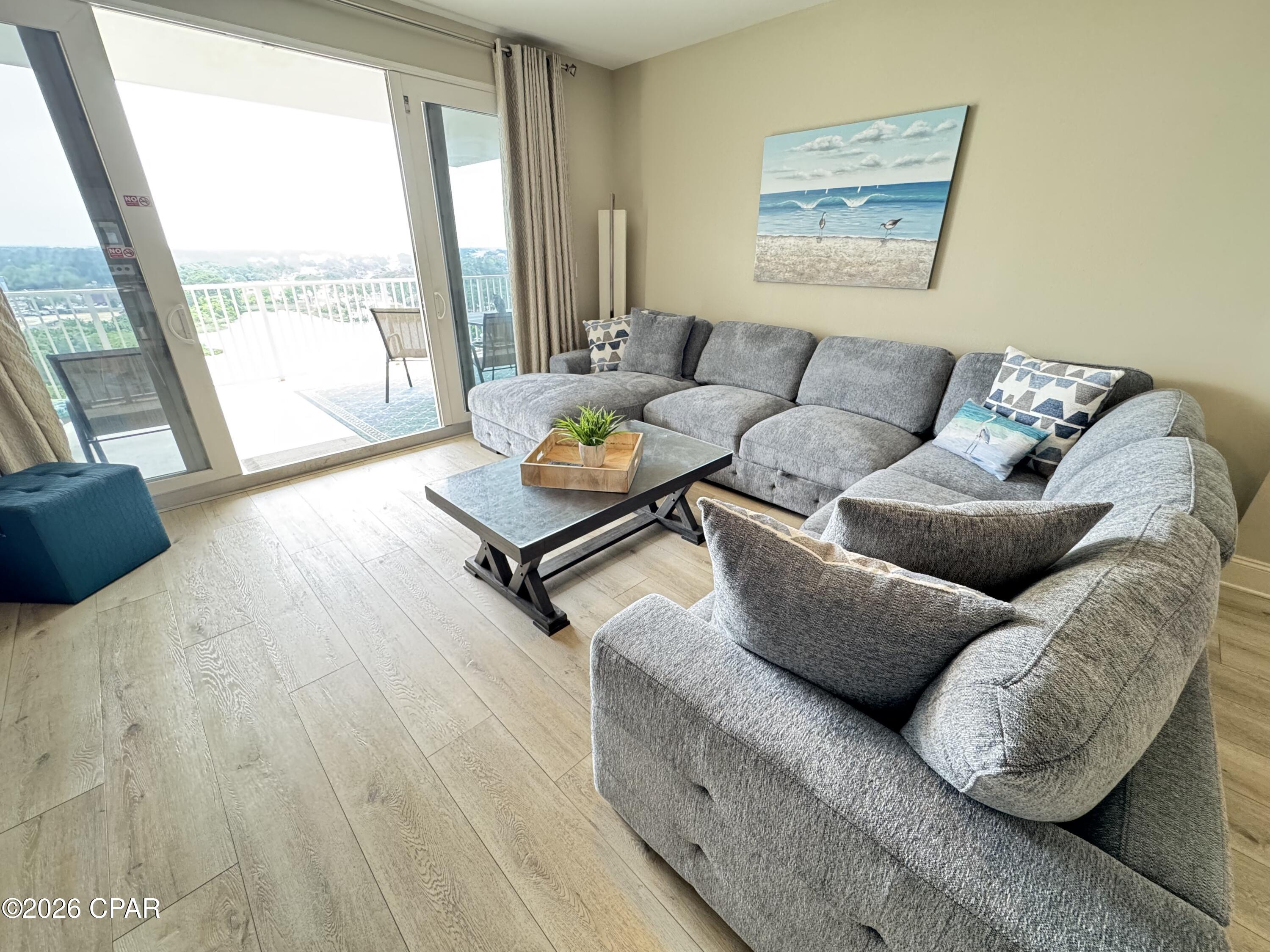Laketown Wharf - Residential