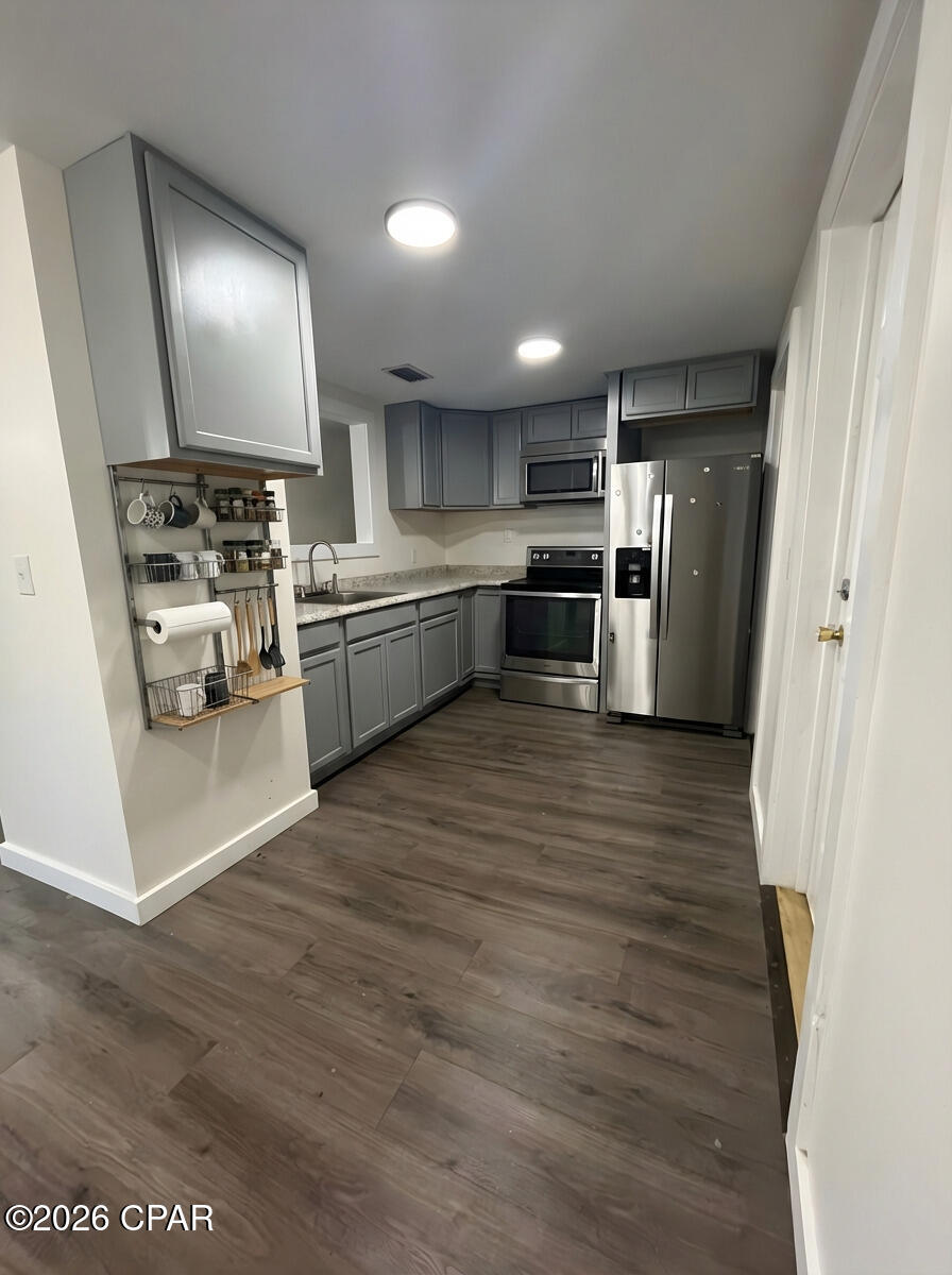 [No Recorded Subdiv] - Residential