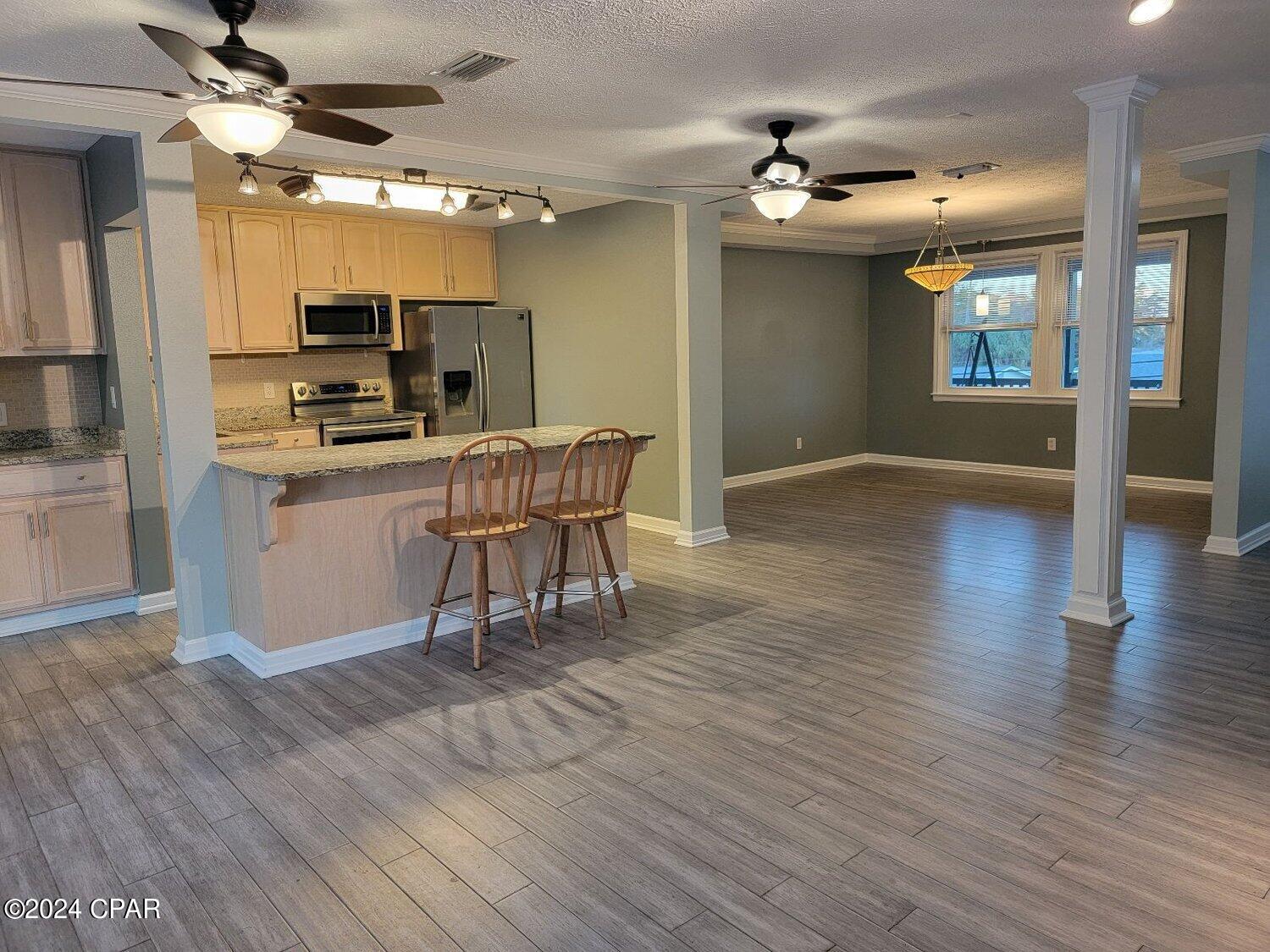 Cove Terrace 3rd Add - Residential Lease