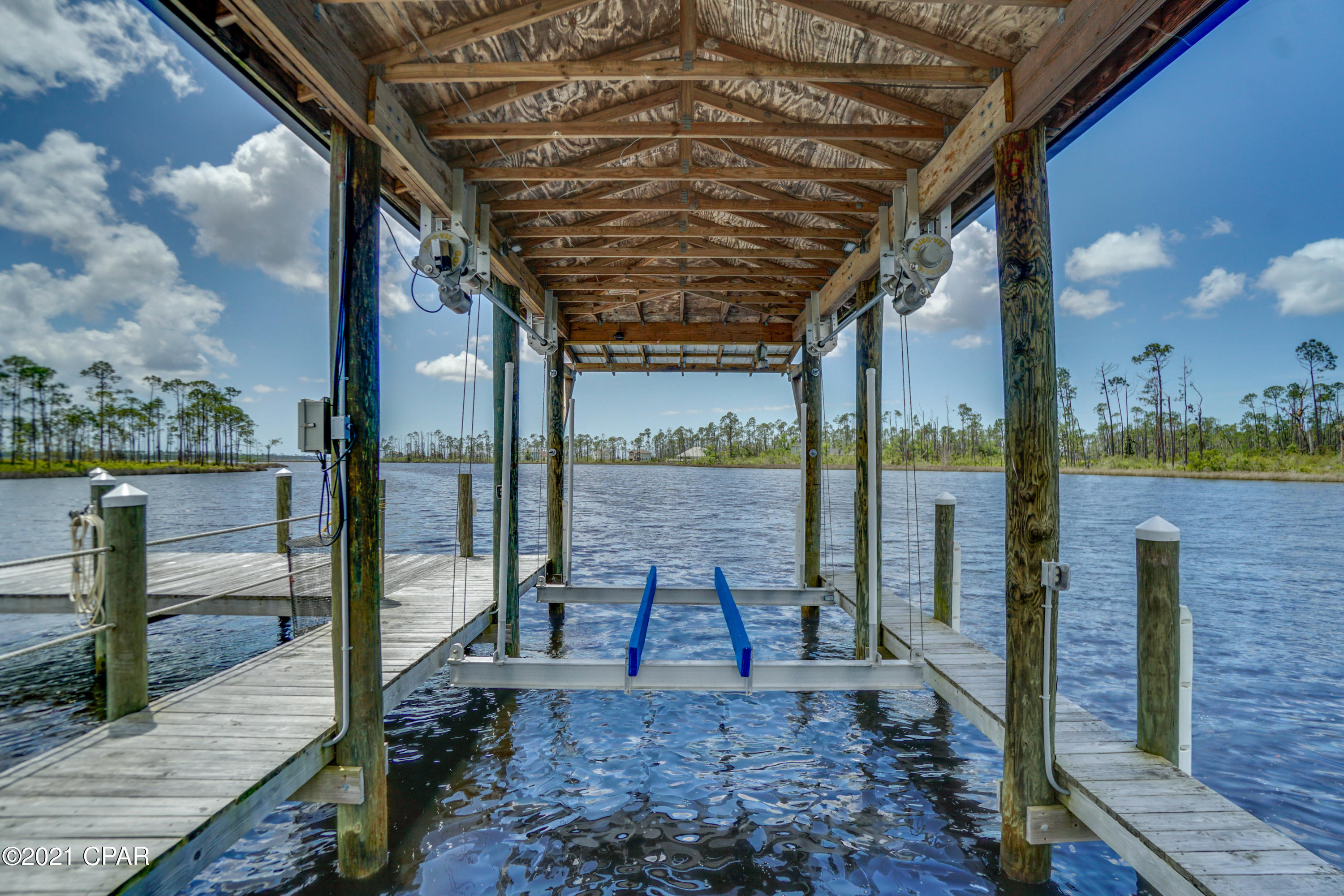 Laird Bayou - Residential