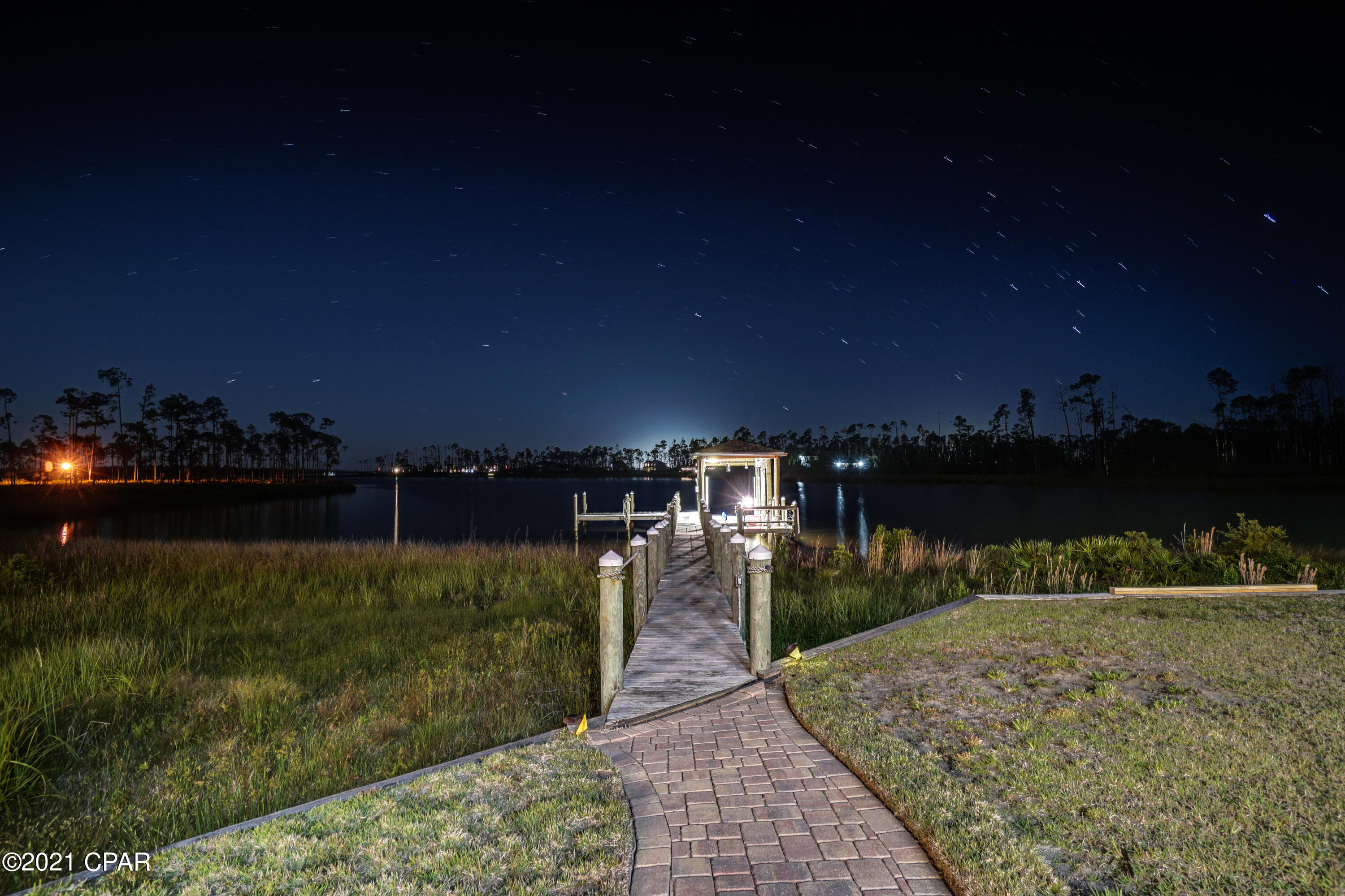 Laird Bayou - Residential