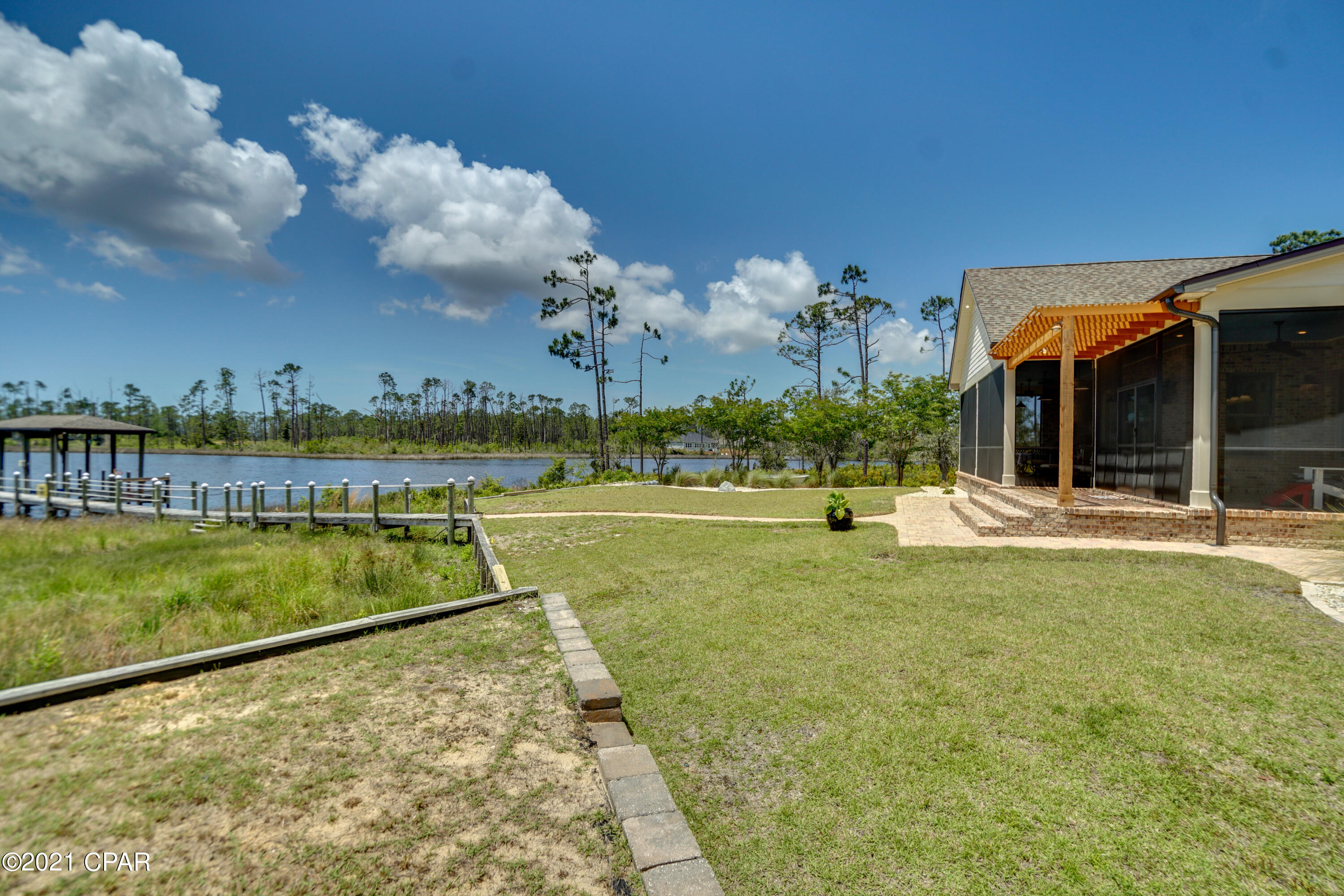 Laird Bayou - Residential