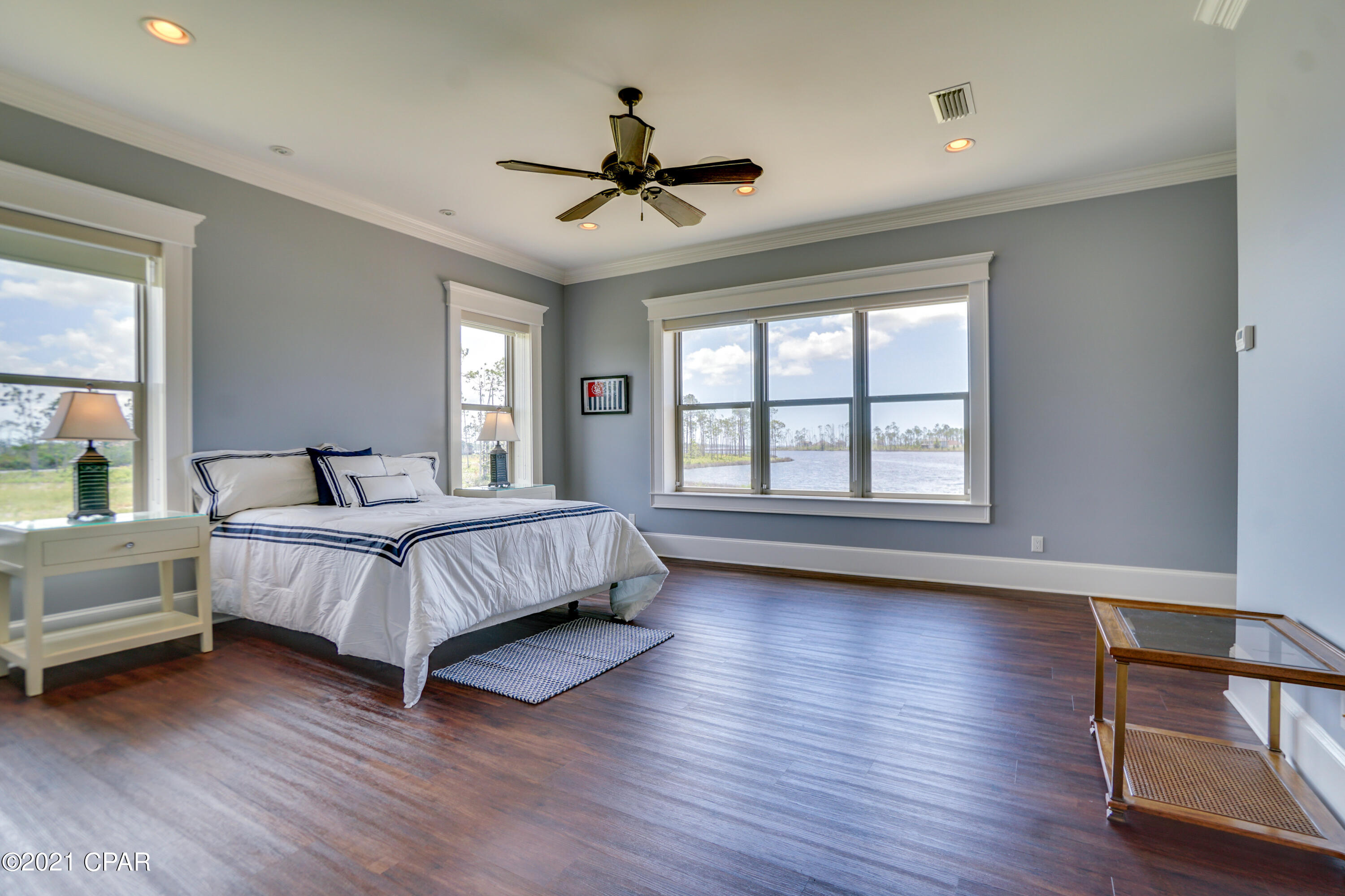 Laird Bayou - Residential