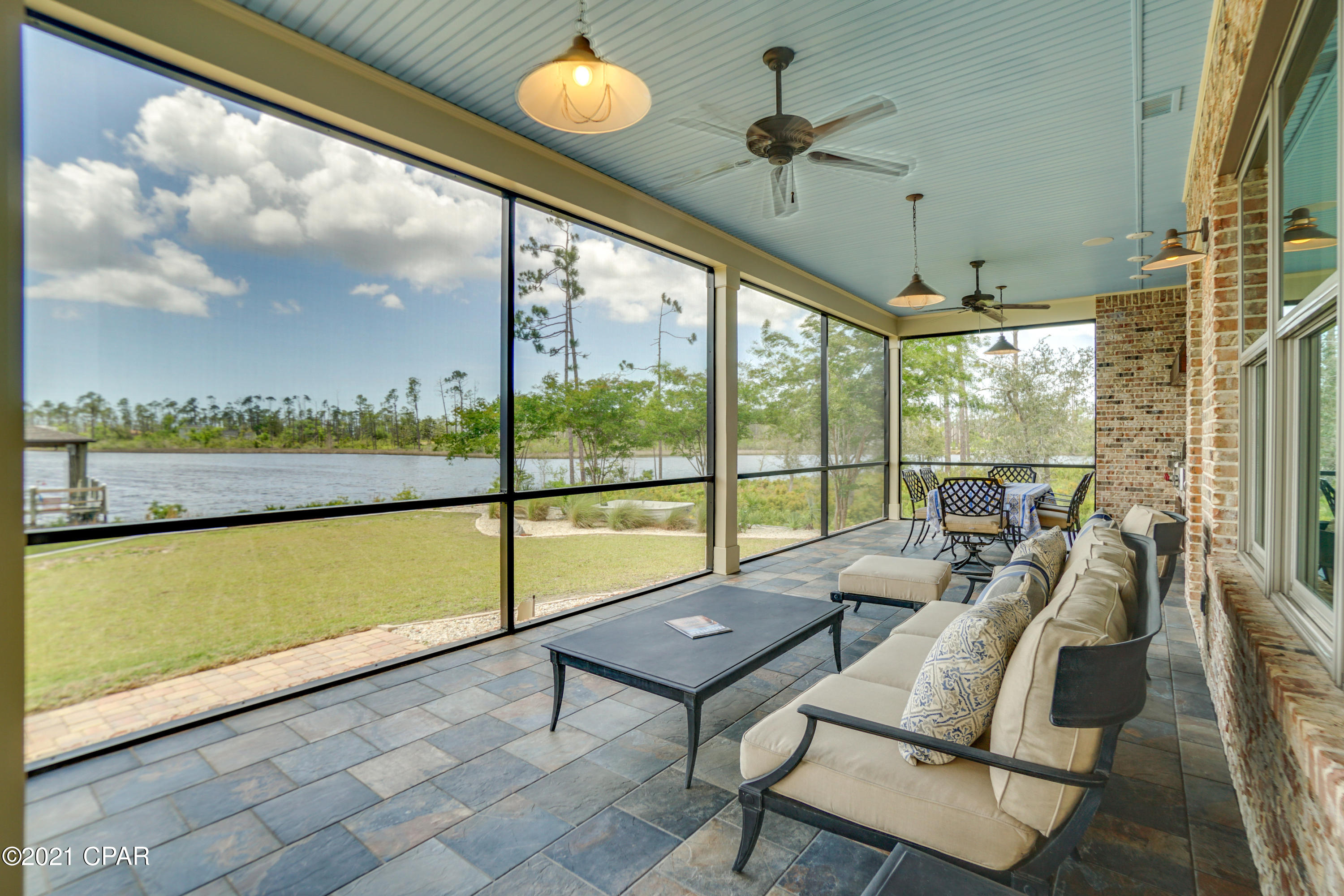 Laird Bayou - Residential