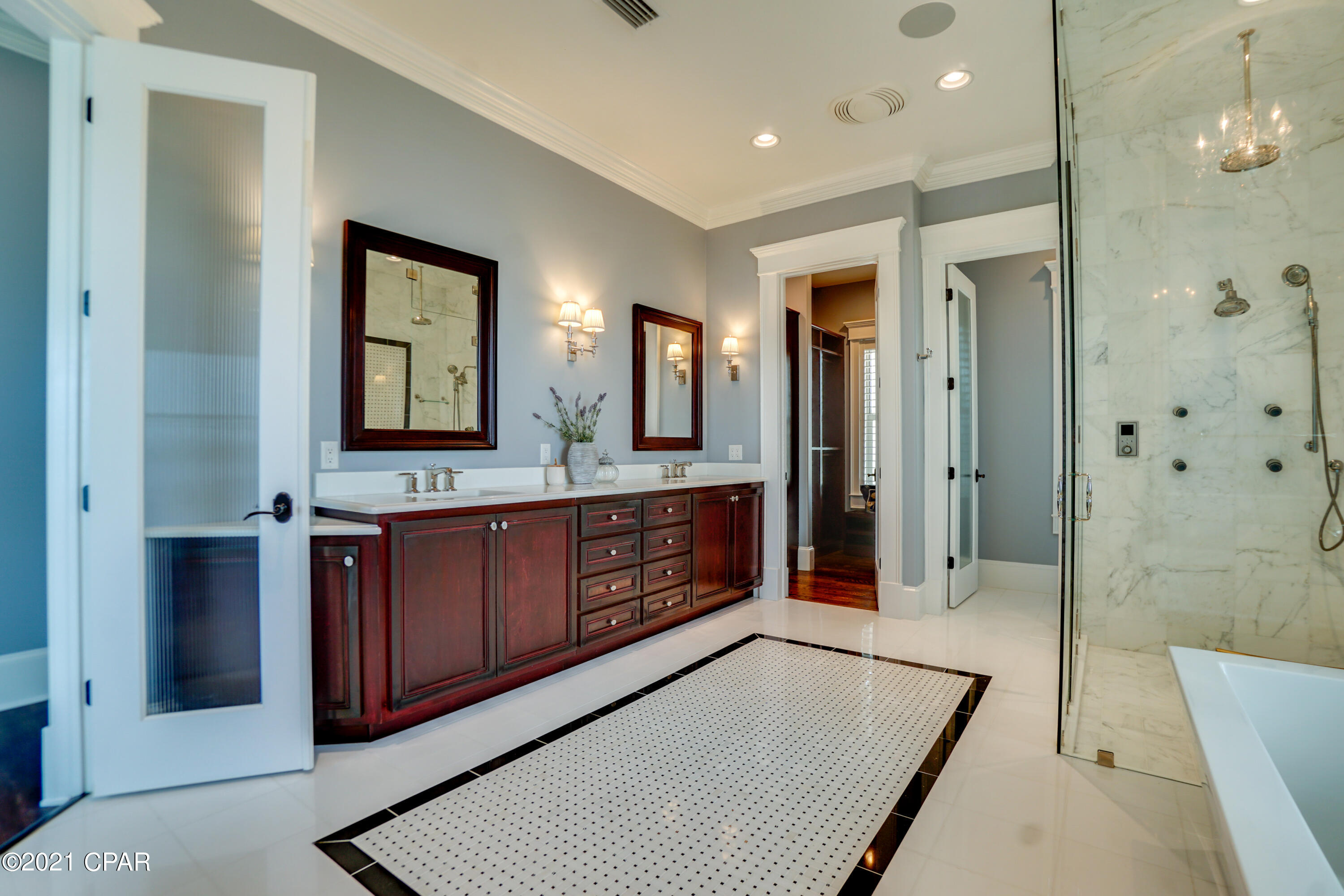 Laird Bayou - Residential