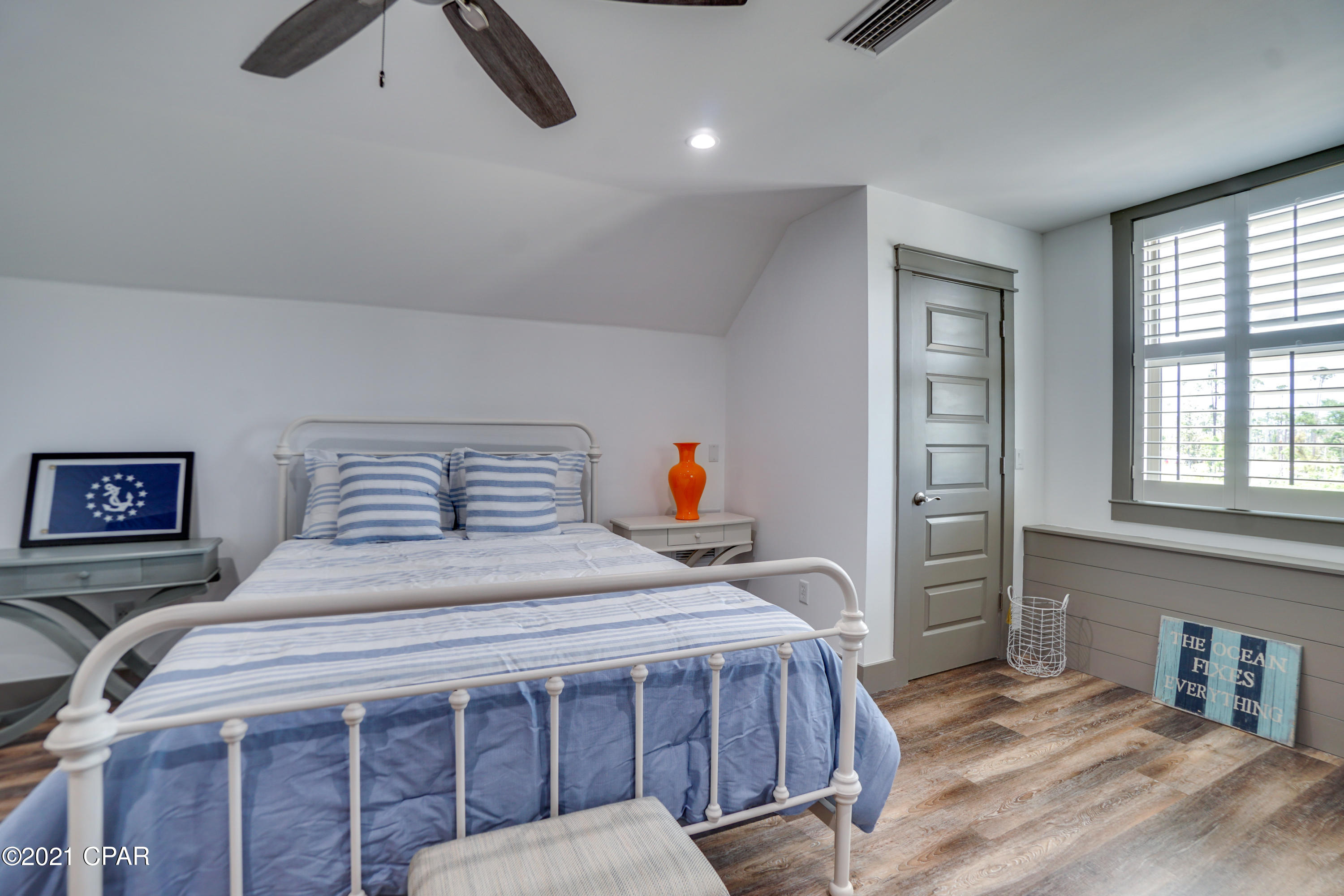 Laird Bayou - Residential