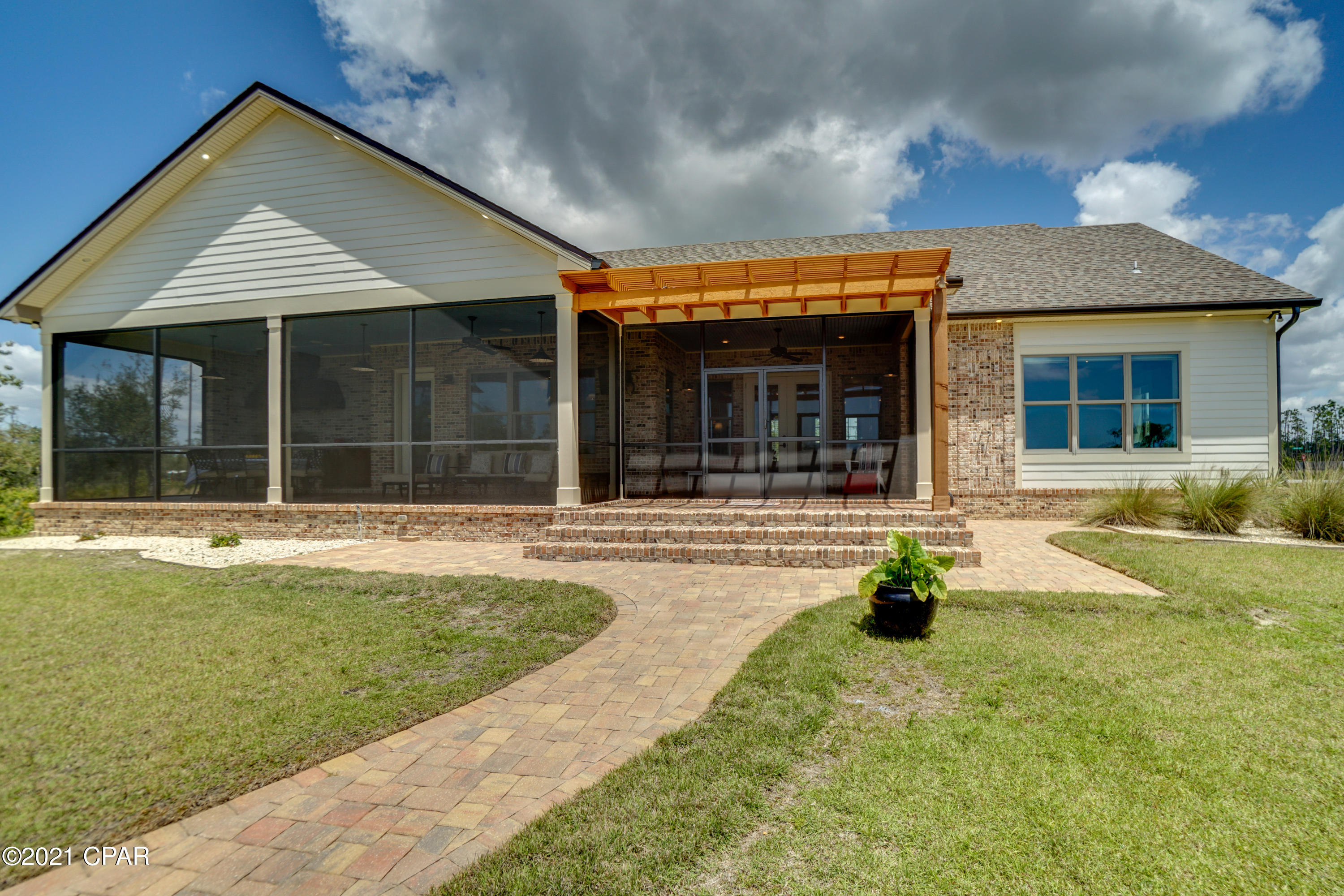 Laird Bayou - Residential