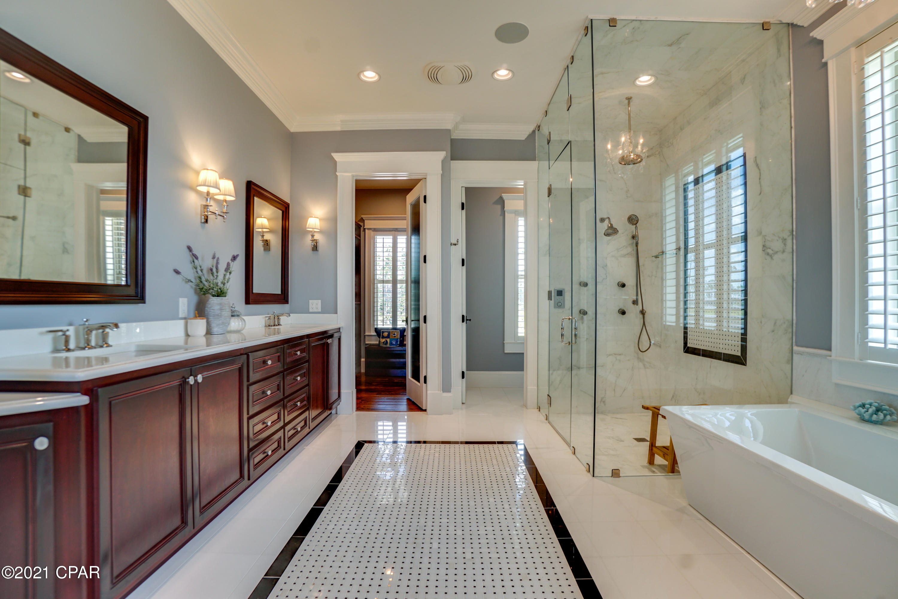 Laird Bayou - Residential