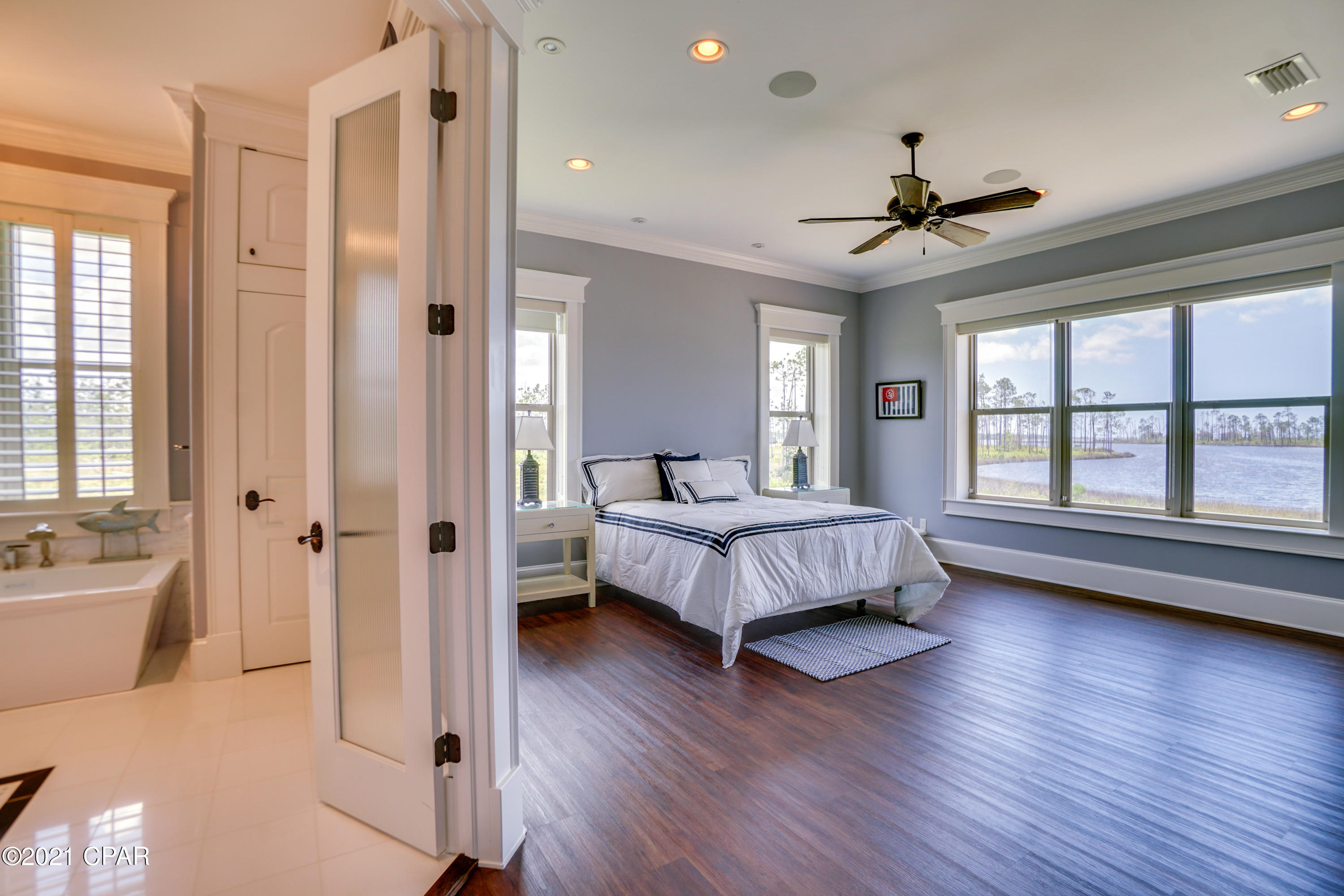 Laird Bayou - Residential