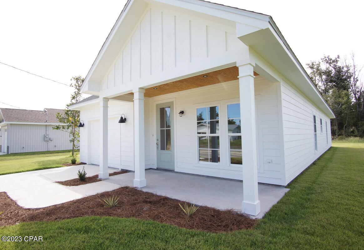 Lake Drive Heights - Residential